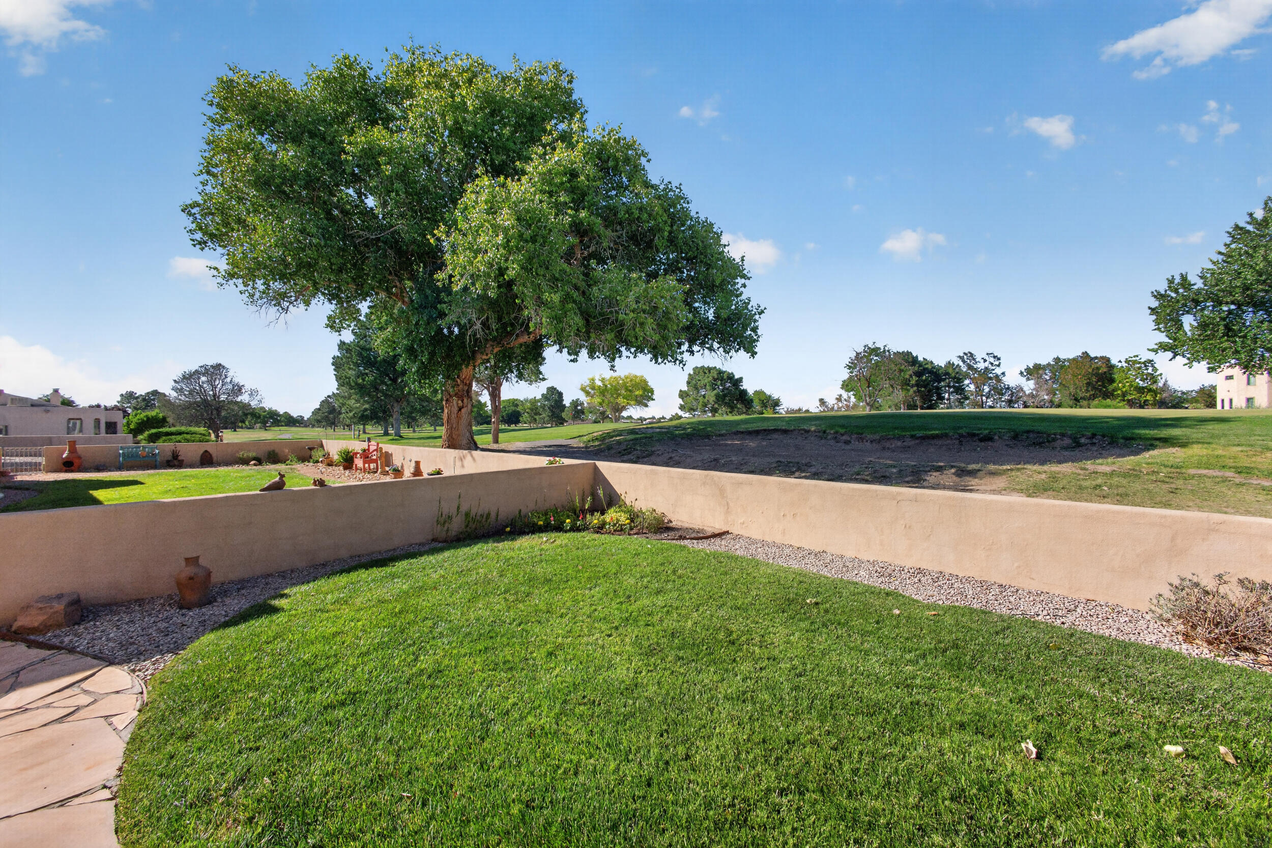 Photo 6 — 657 Frederico Boulevard