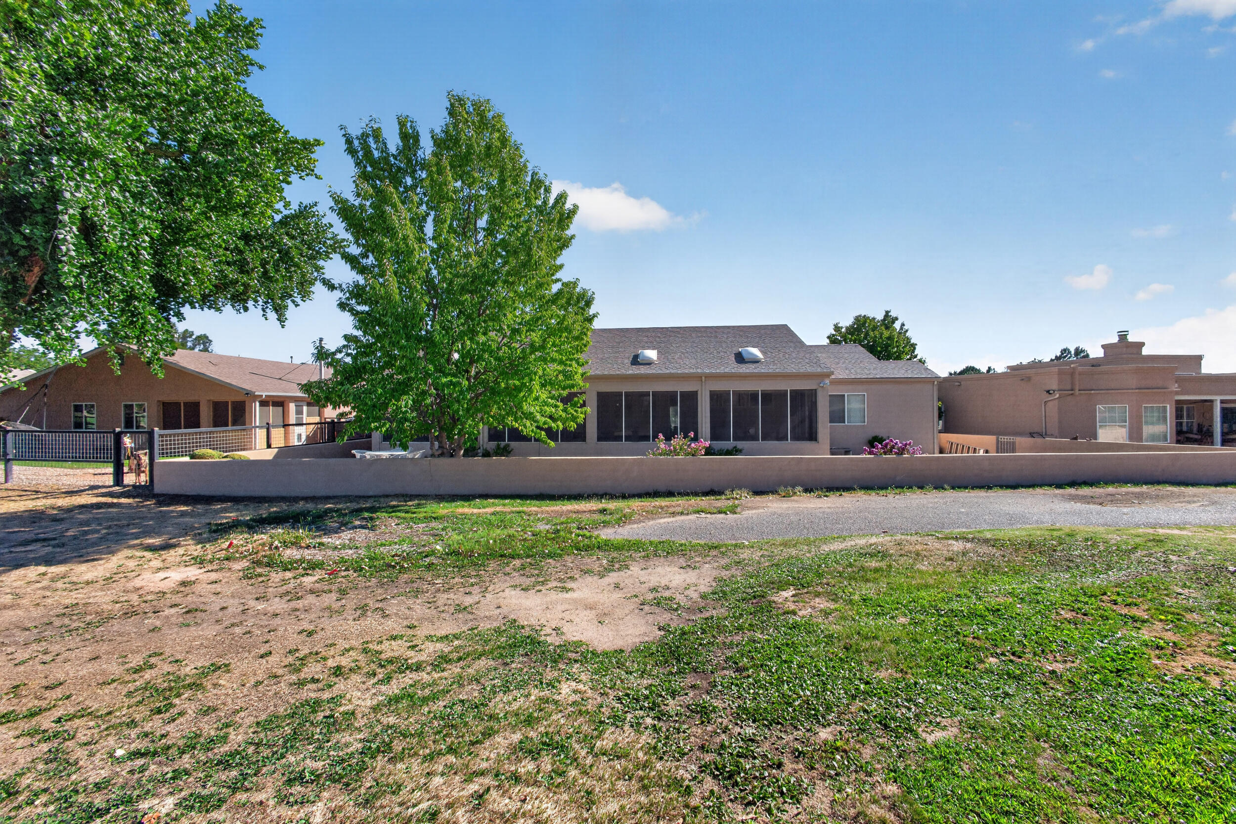 Photo 14 — 657 Frederico Boulevard