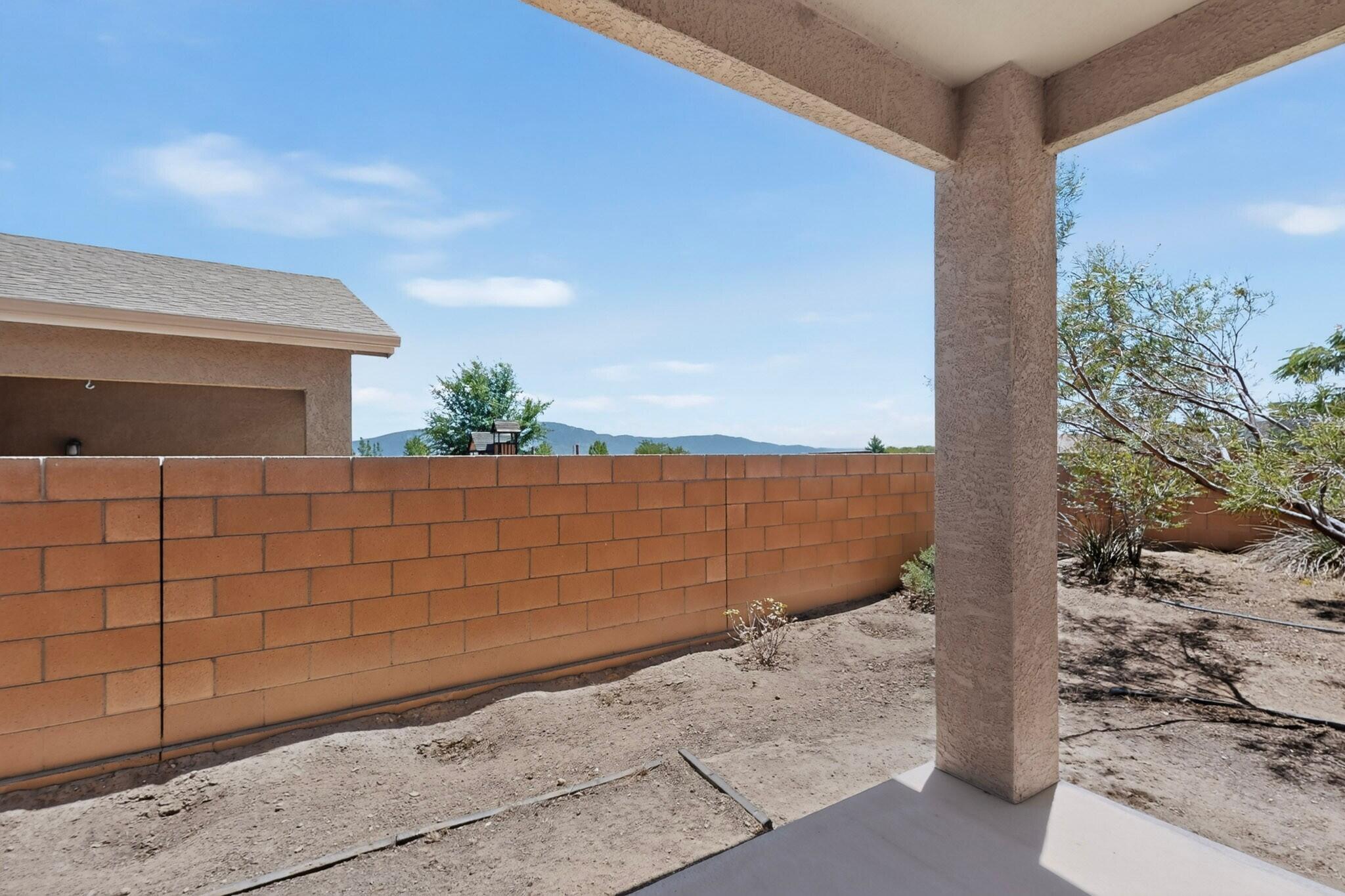 Photo 17 — 1024 Jacobs Drive NE