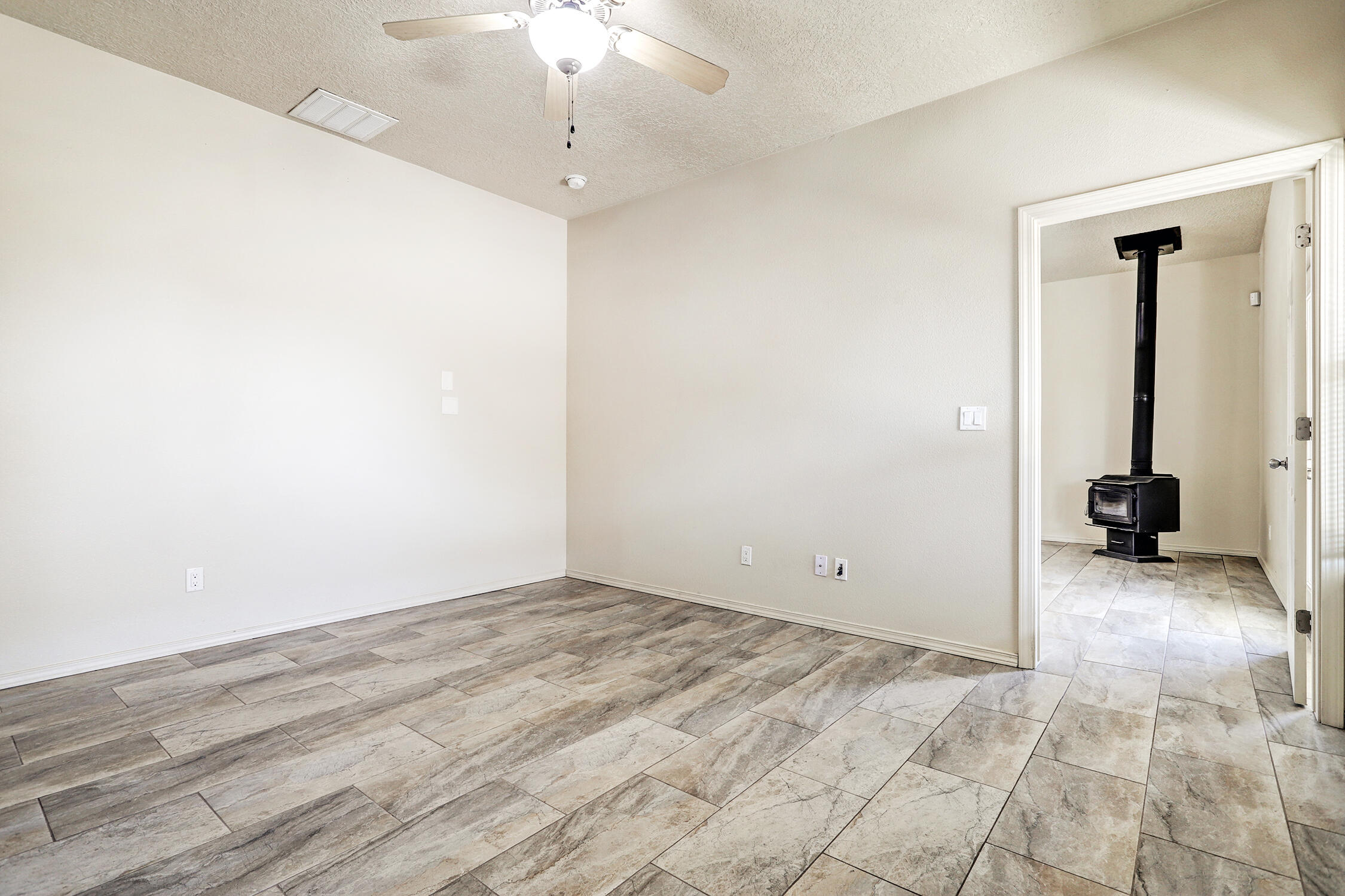 Photo 3 — 4316 Flintlock Court SW