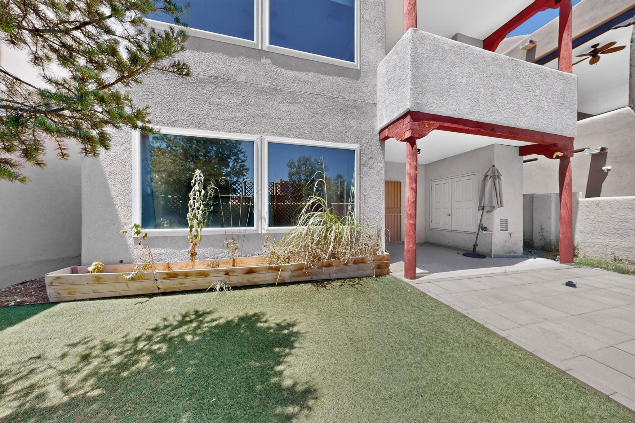 Photo 13 — 5808 Tres Vistas Court NW