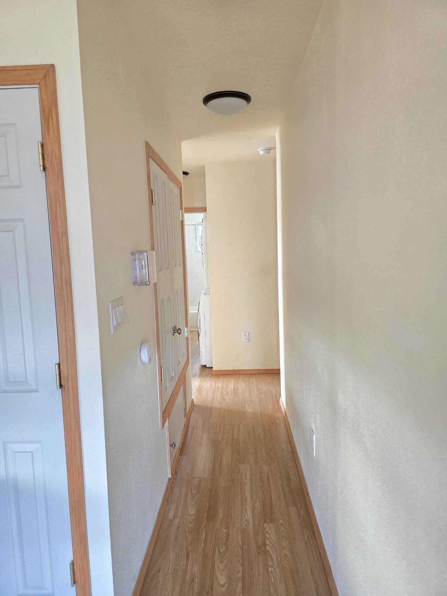 Photo 9 — 4640 Carlton Street NW