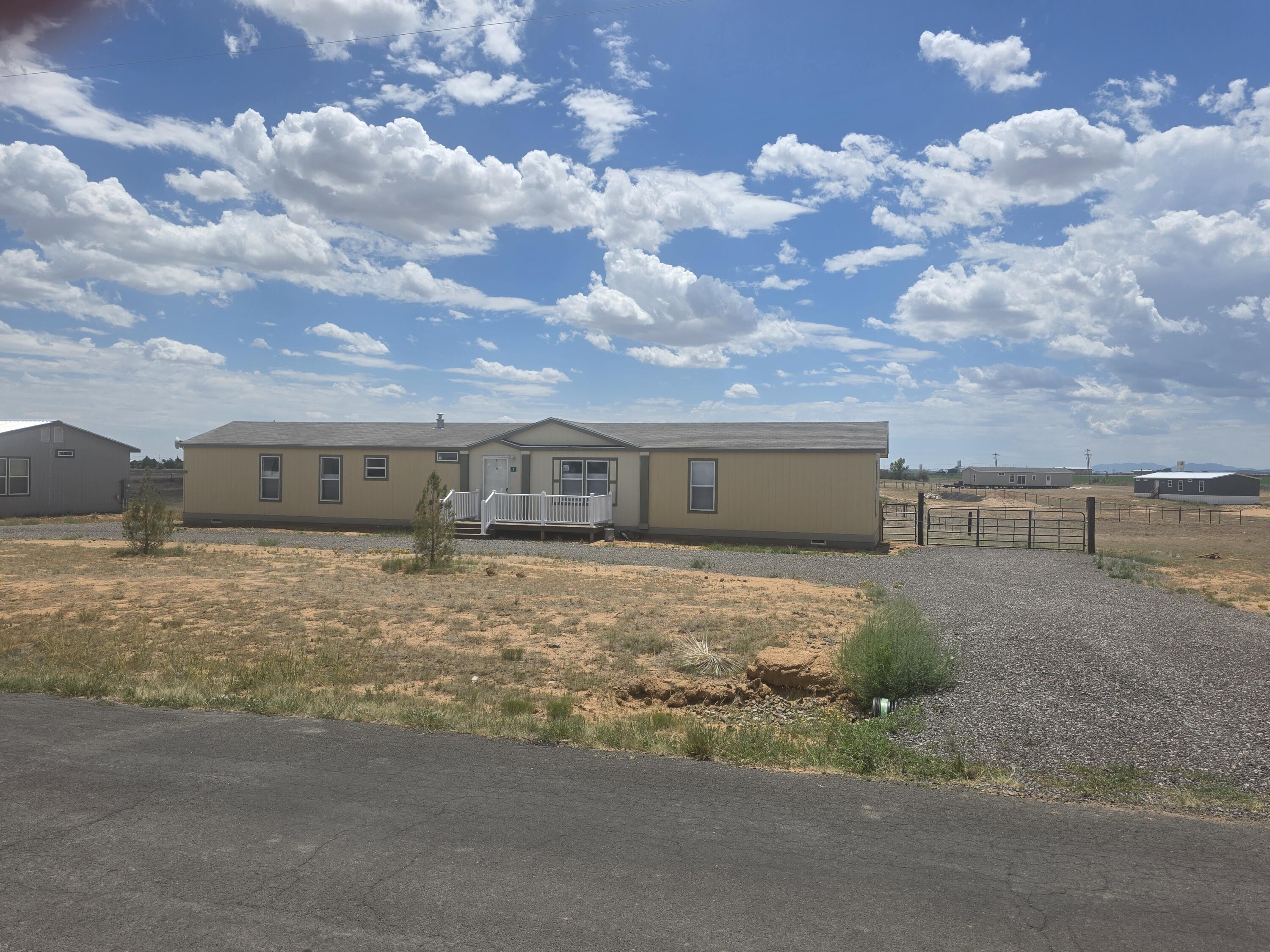 7 Capitan Street, Moriarty, NM 87035