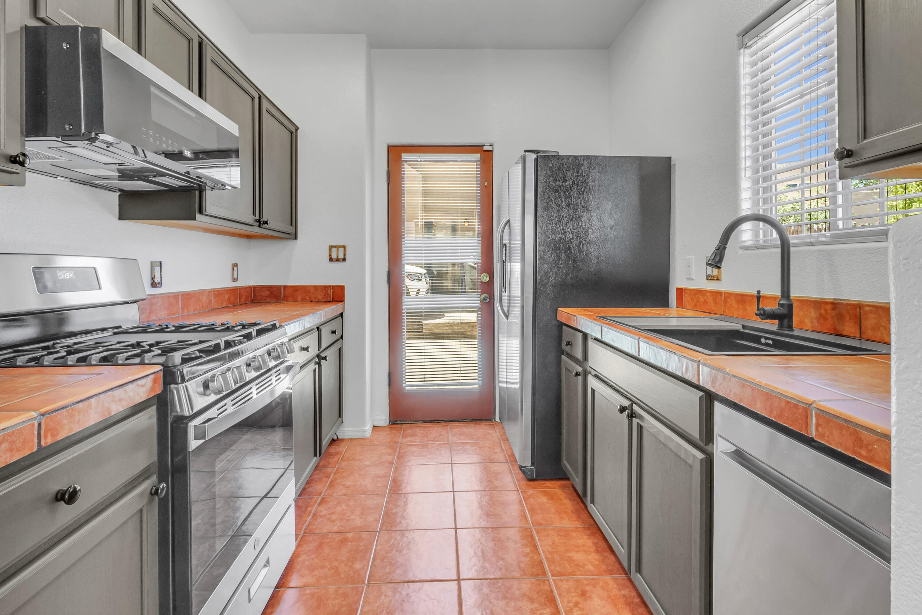 4138 Big Sky Road, Santa Fe, NM 87507