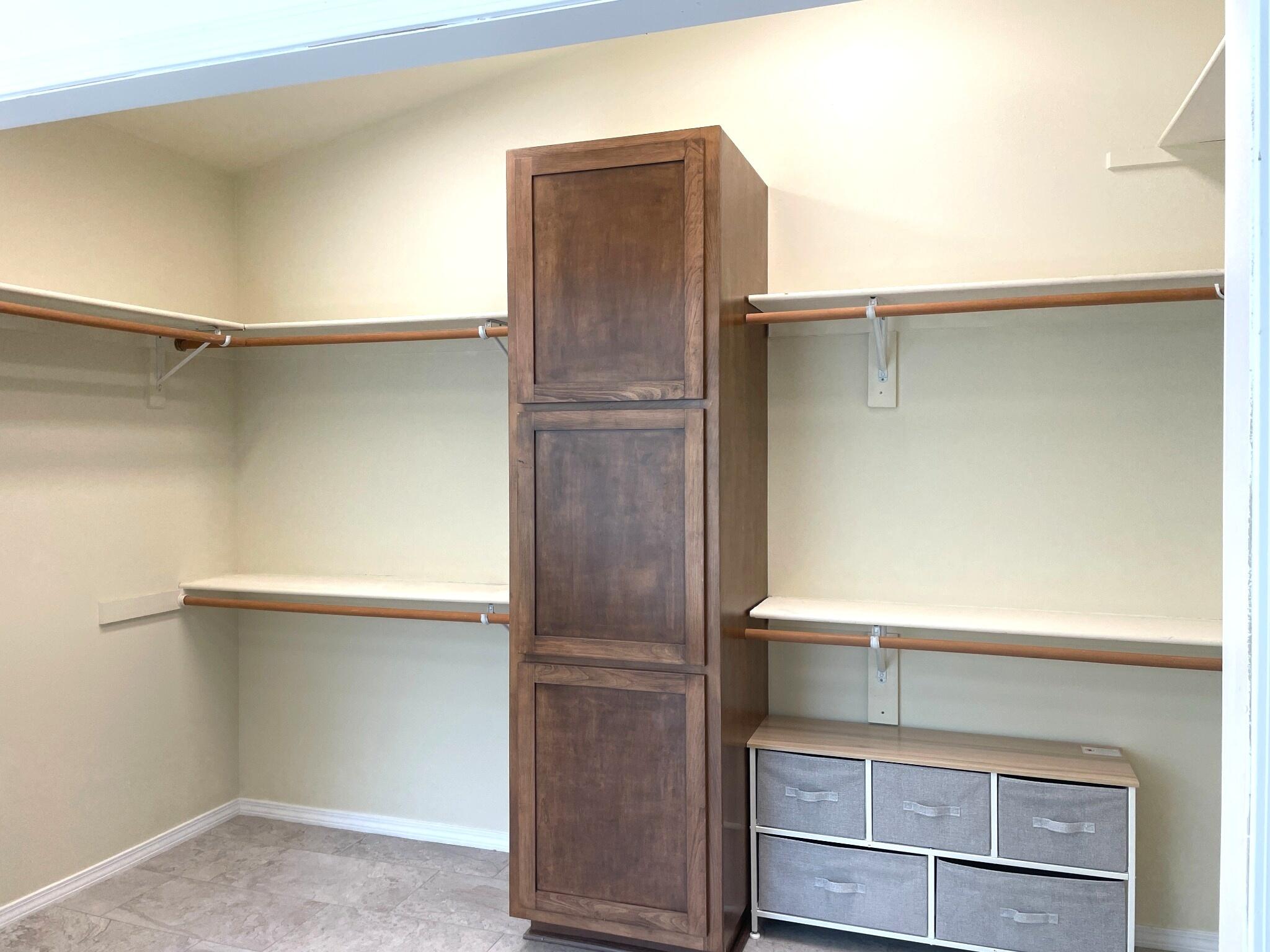 Photo 19 — 1506 Wells Drive NE