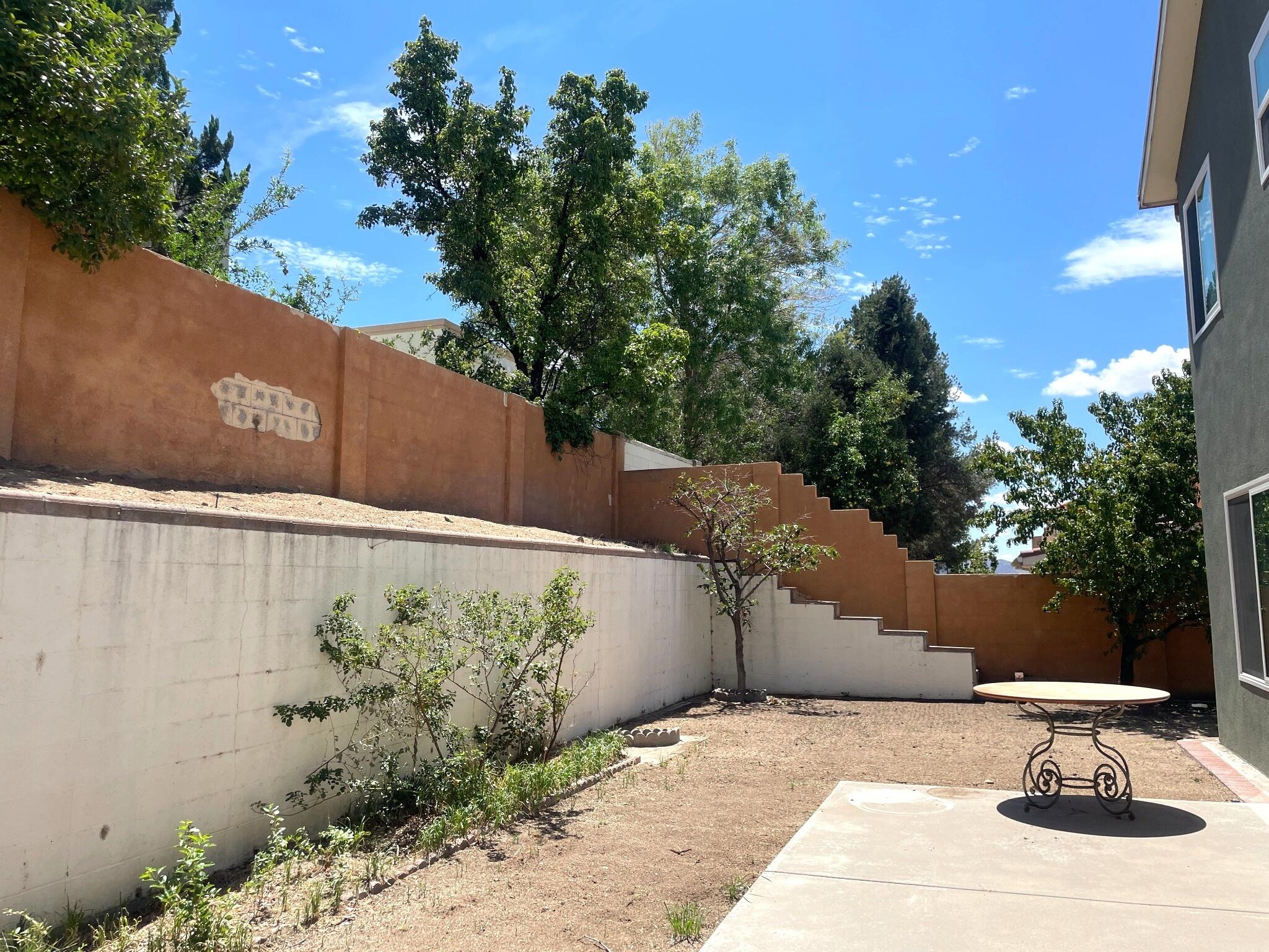 Photo 3 — 1506 Wells Drive NE