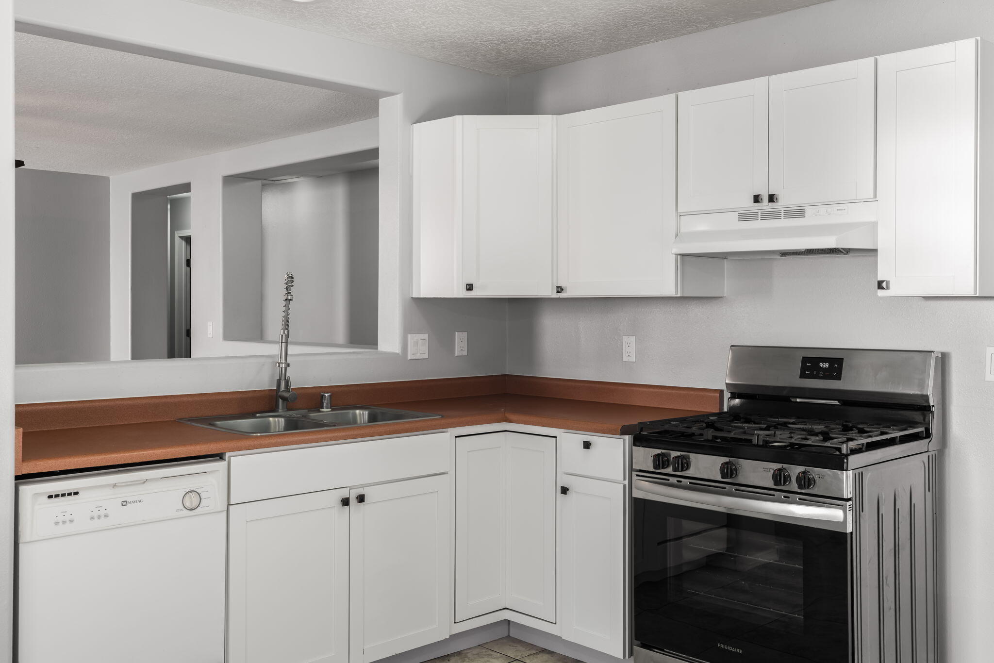 Photo 15 — 8808 Sawgrass Place NW