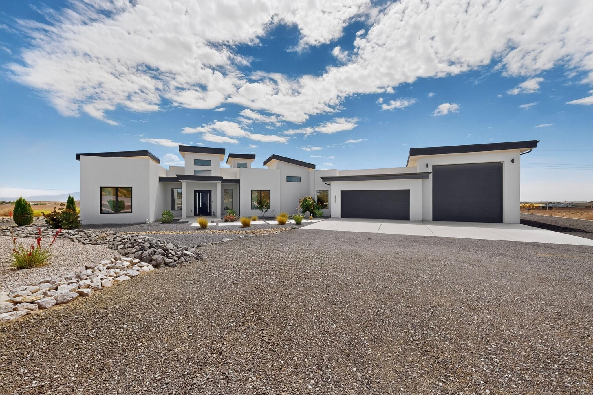 816 Villa Road SE, Rio Rancho, NM 87124