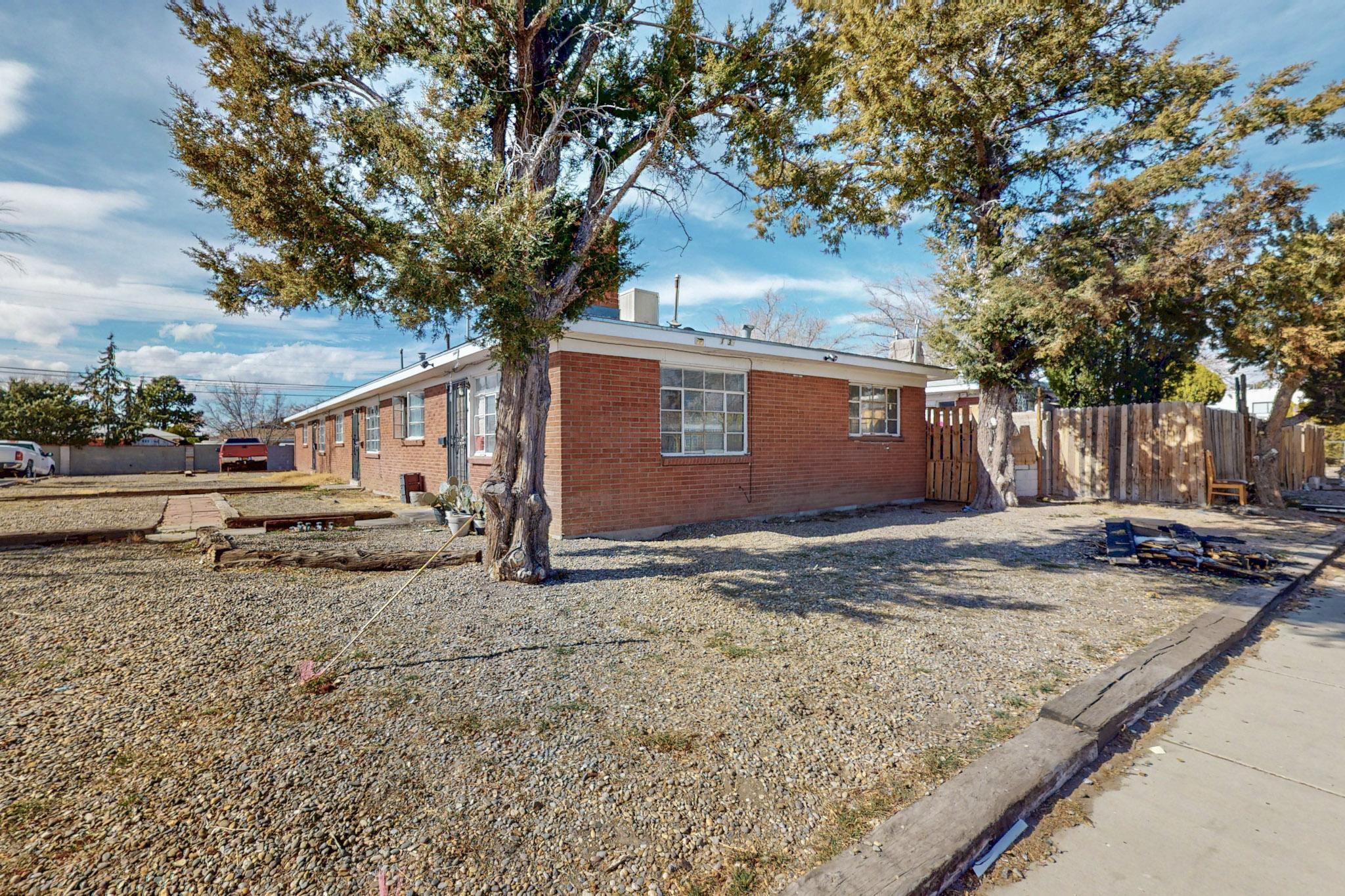 Photo 4 — 1033 Louisiana Boulevard SE