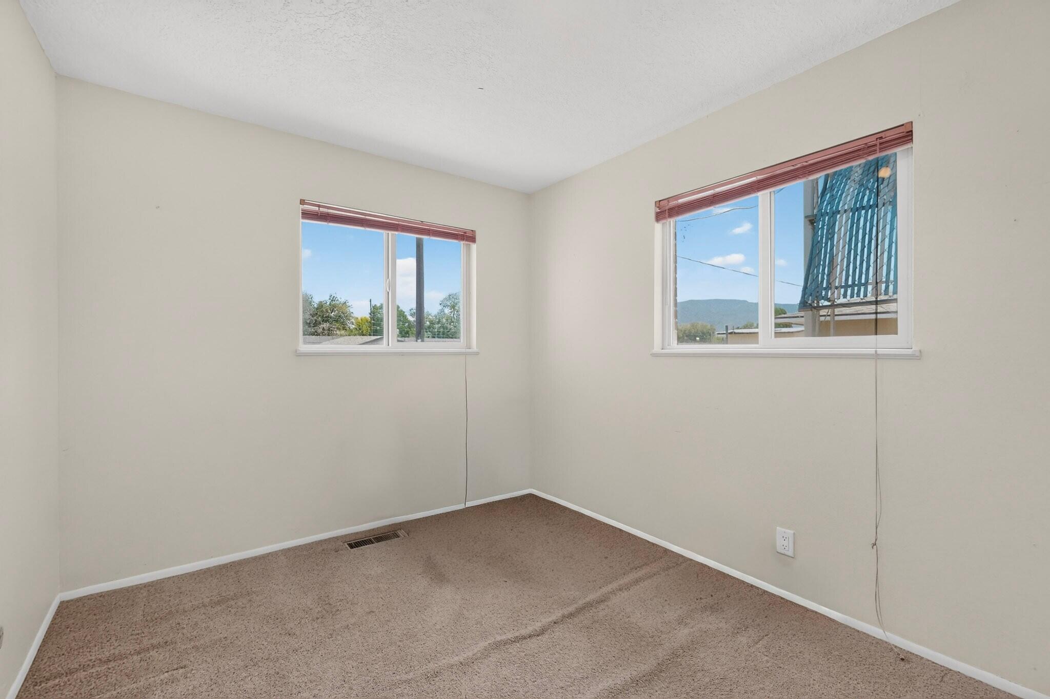 Photo 19 — 407 C De Baca Lane NW