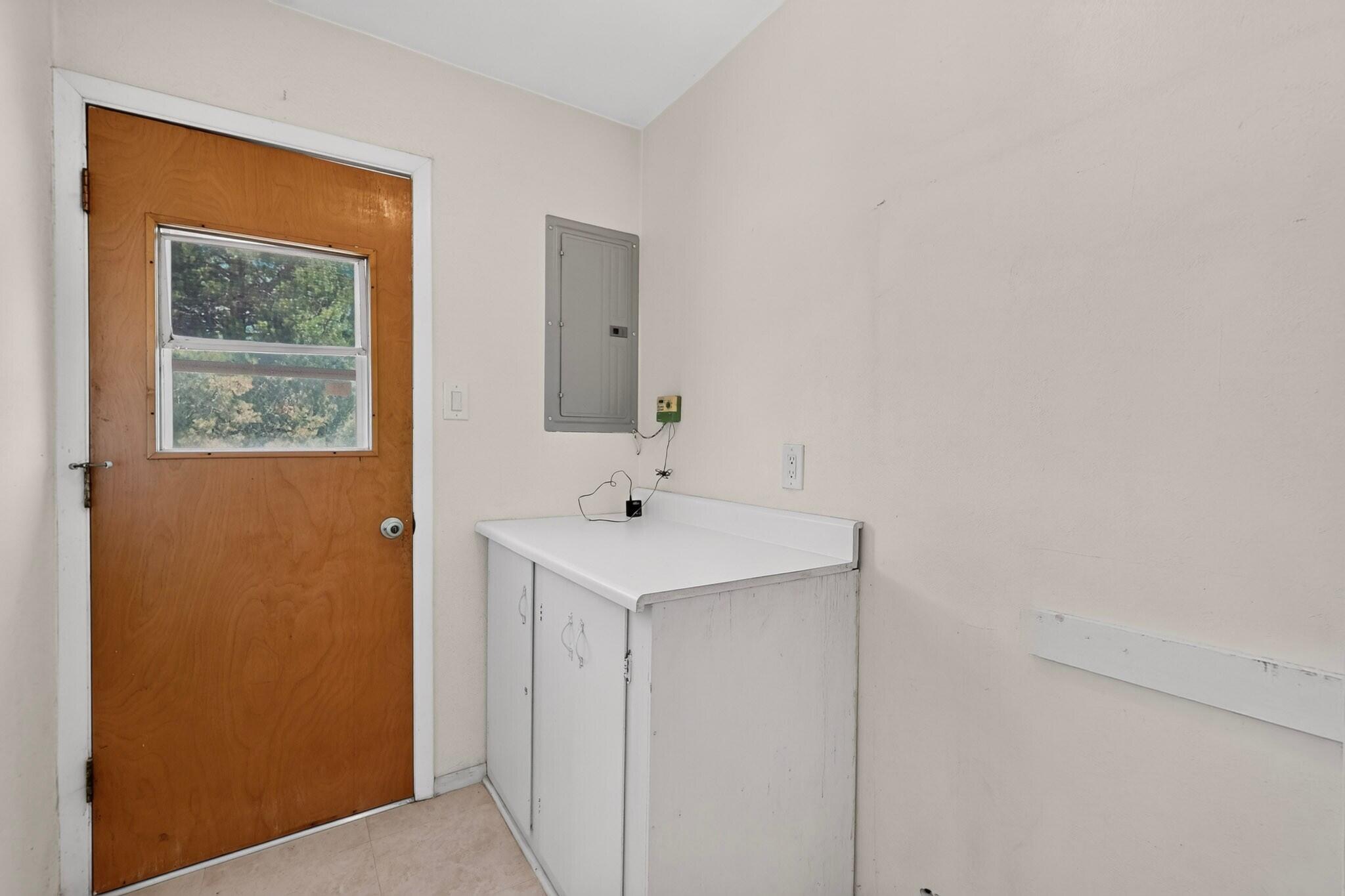 Photo 16 — 407 C De Baca Lane NW