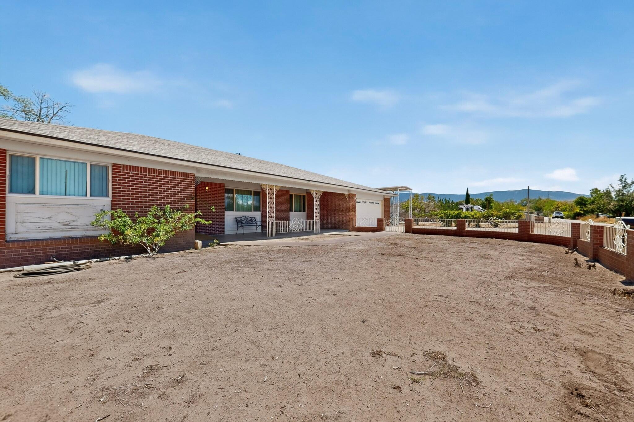 Photo 6 — 407 C De Baca Lane NW