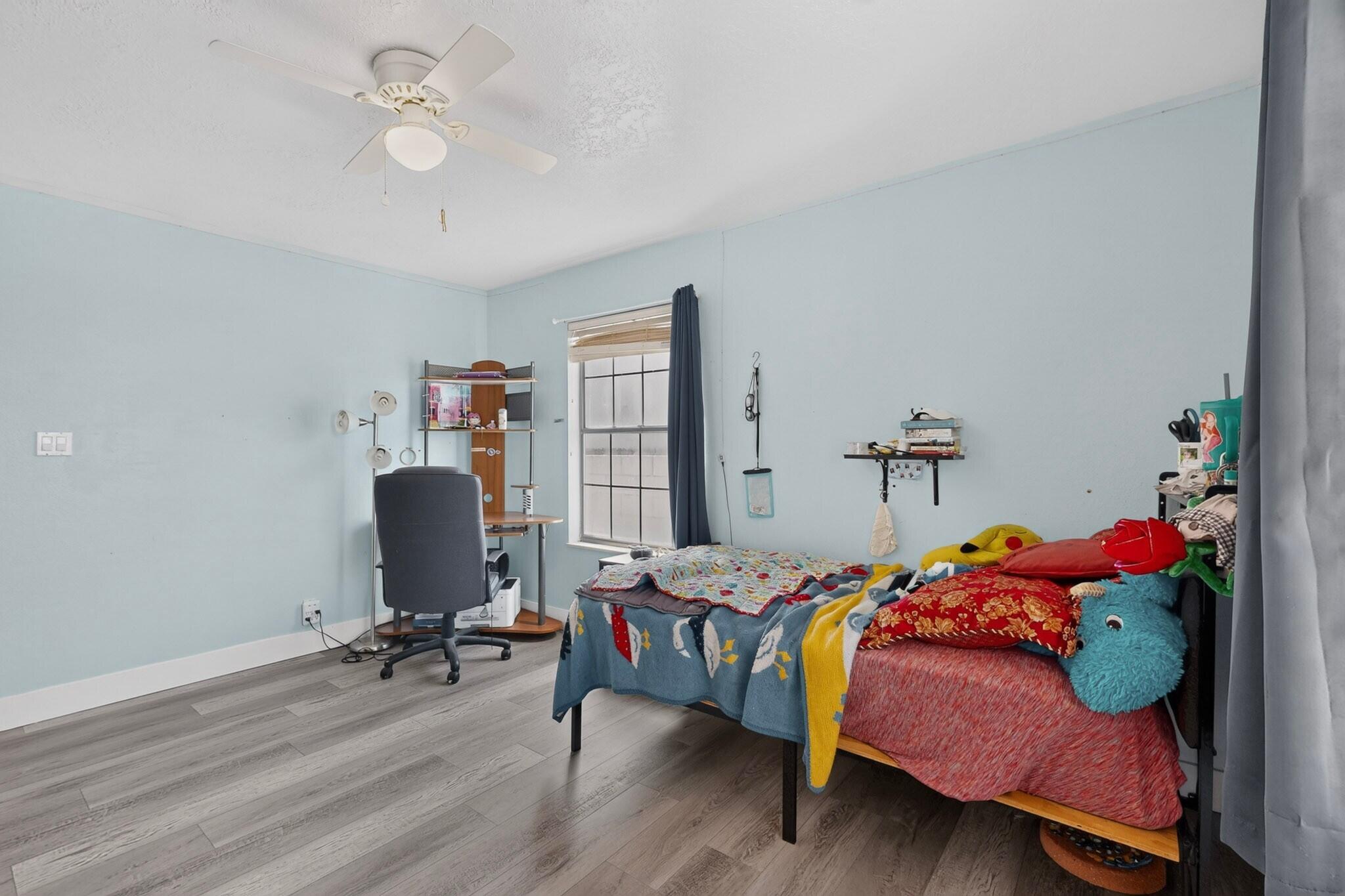 Photo 12 — 1709 Kirby Street NE