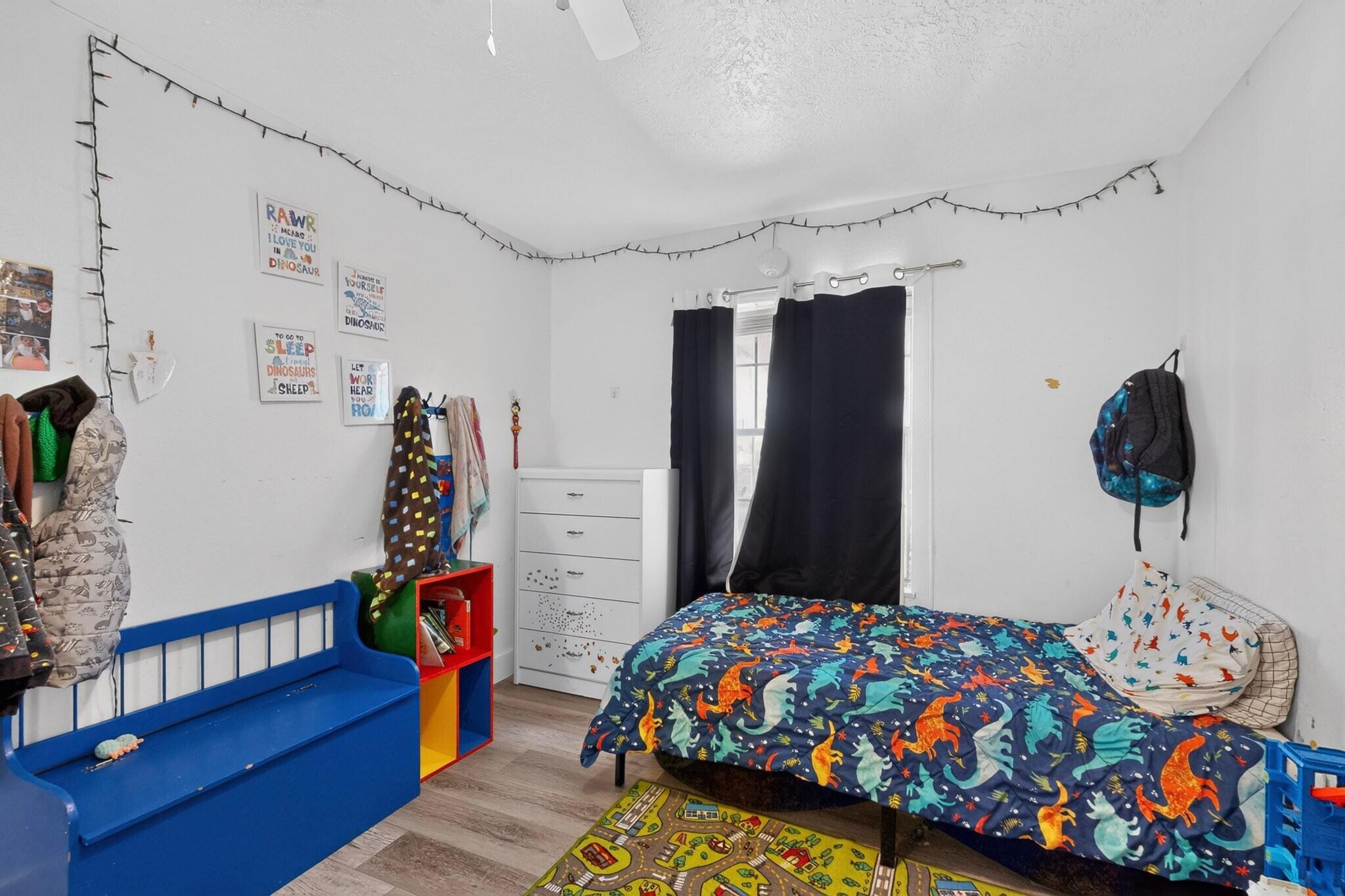 Photo 8 — 1709 Kirby Street NE