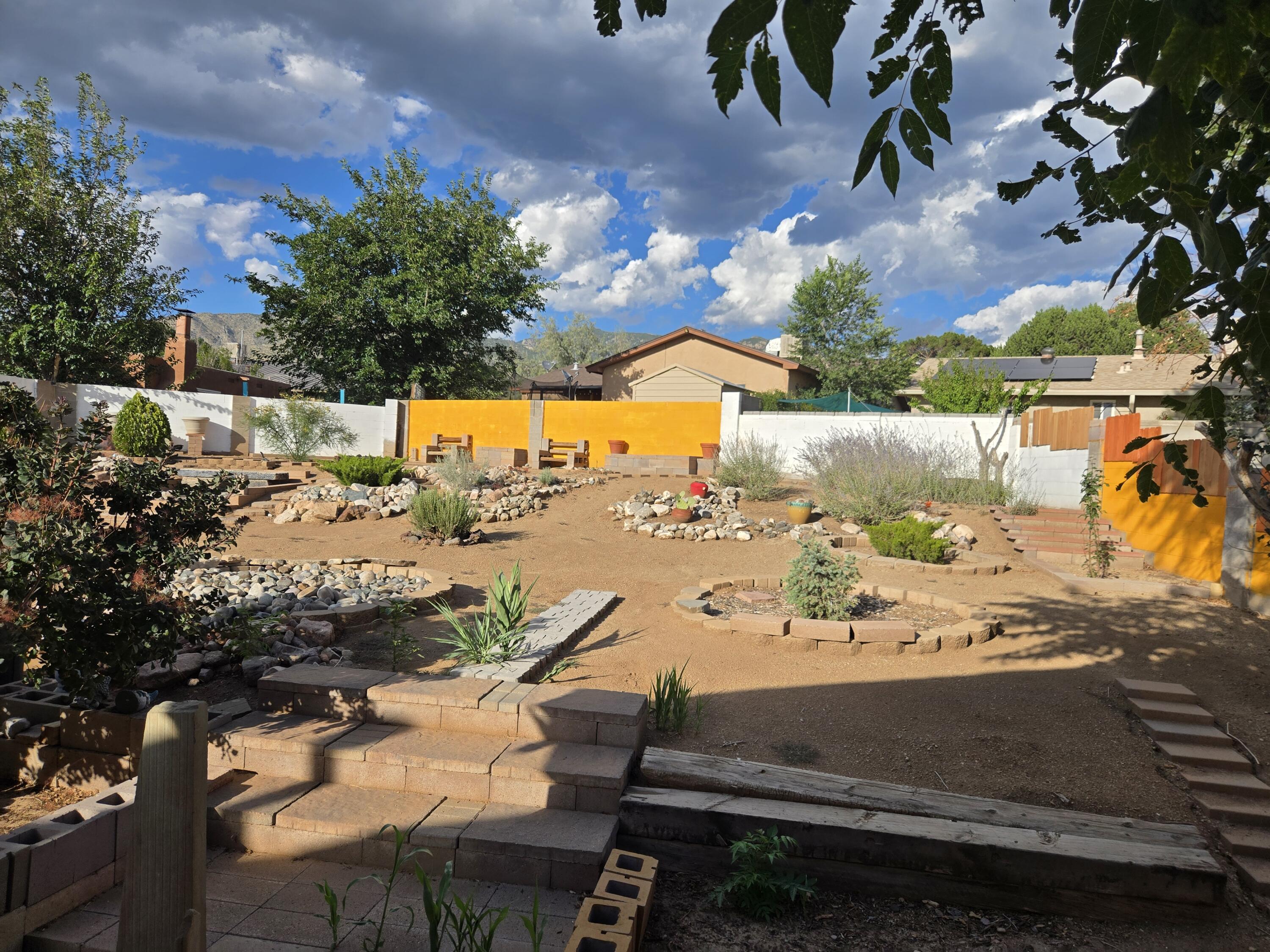 Photo 4 — 824 Landman Drive NE