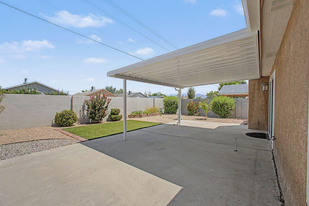Photo 3 — 6309 Sunray Road NW