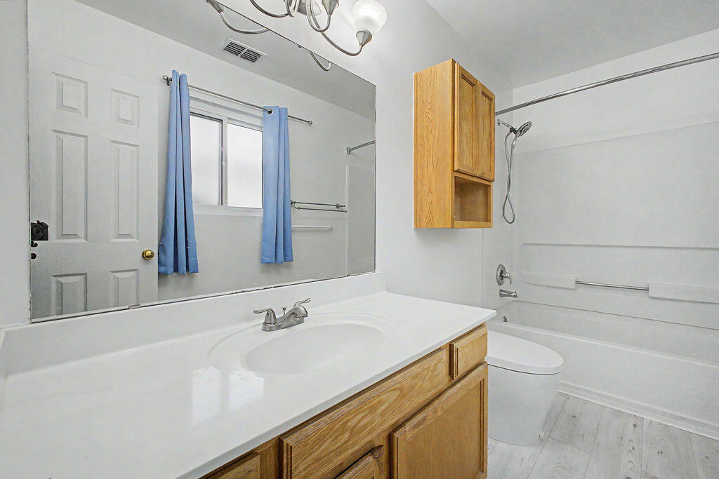 Photo 9 — 6309 Sunray Road NW