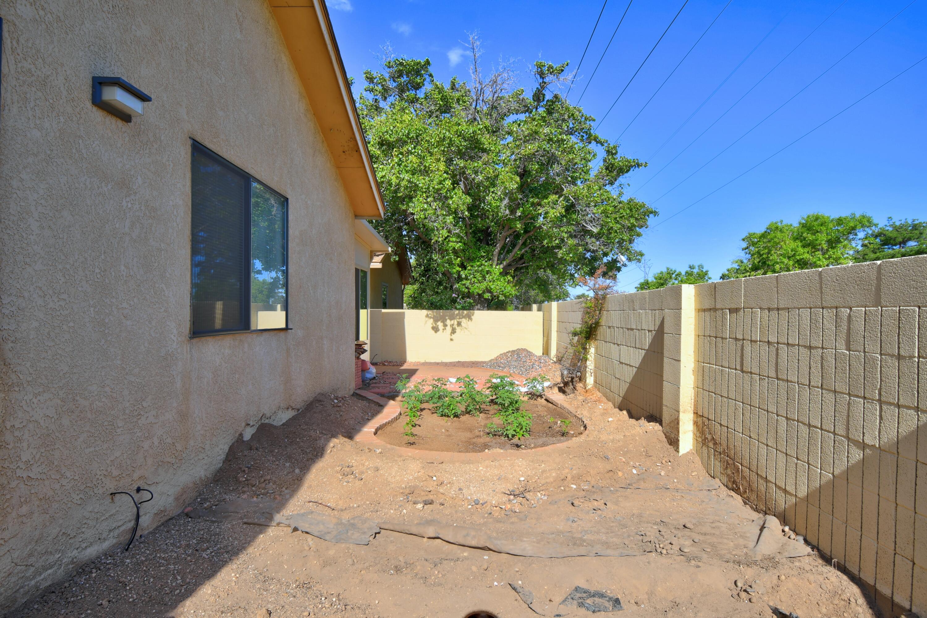 Photo 20 — 10709 Clyburn Park Drive NE