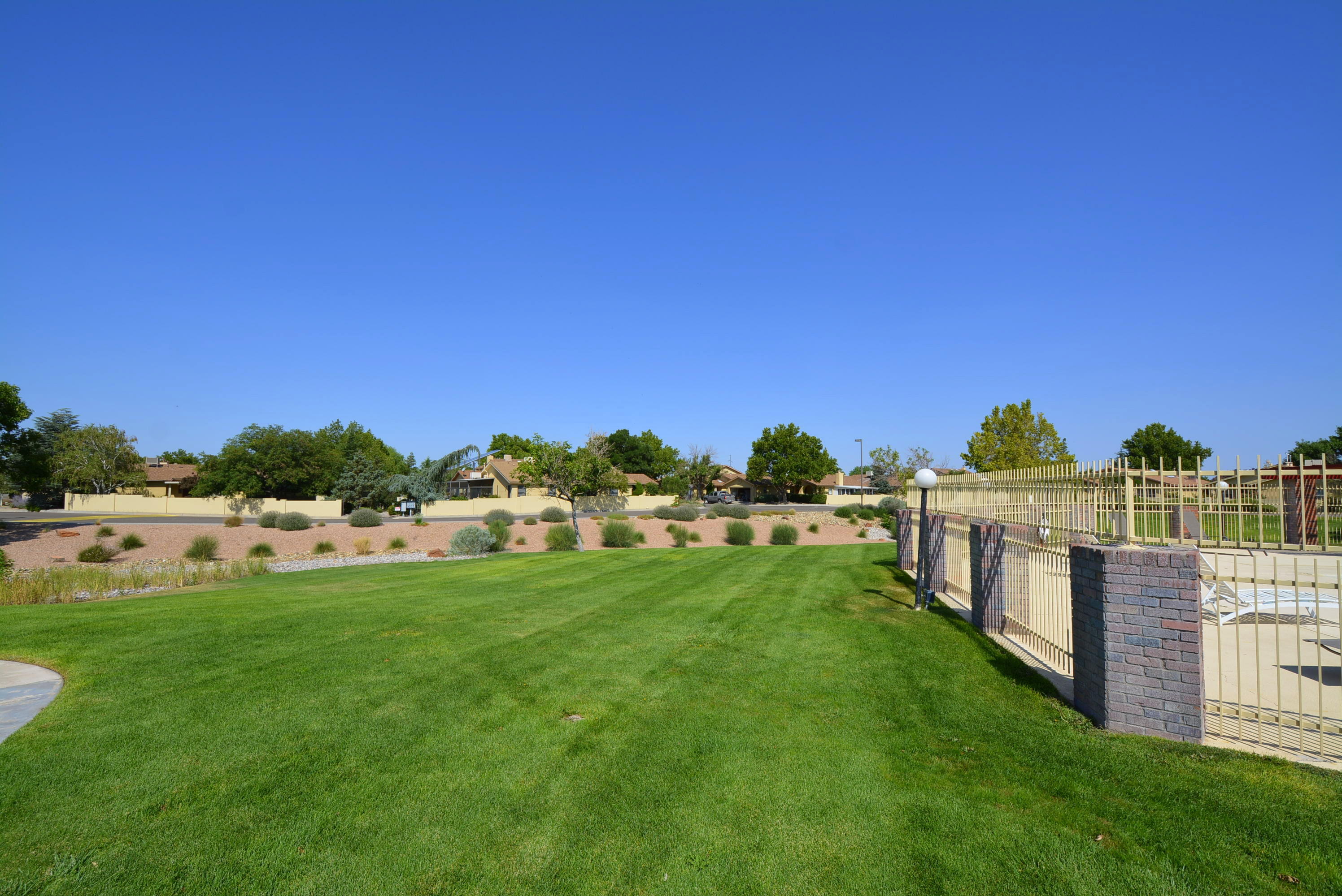 Photo 18 — 10709 Clyburn Park Drive NE