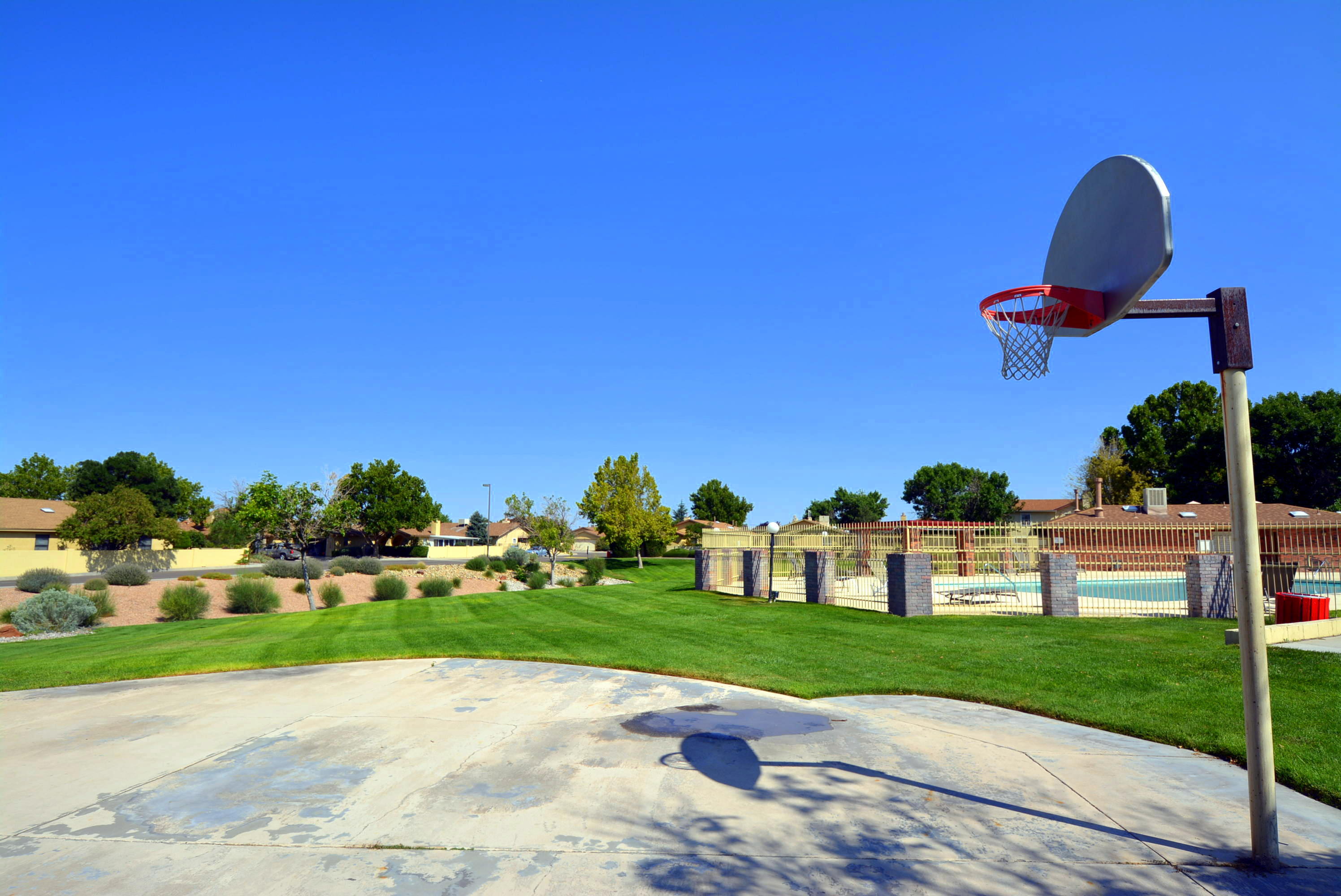 Photo 13 — 10709 Clyburn Park Drive NE