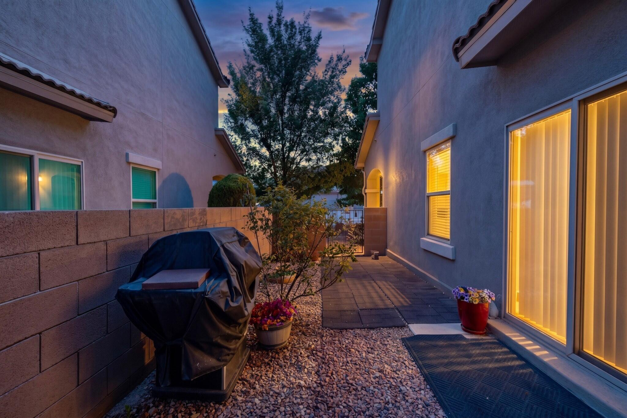 Photo 3 — 10808 Fort Point Lane NE