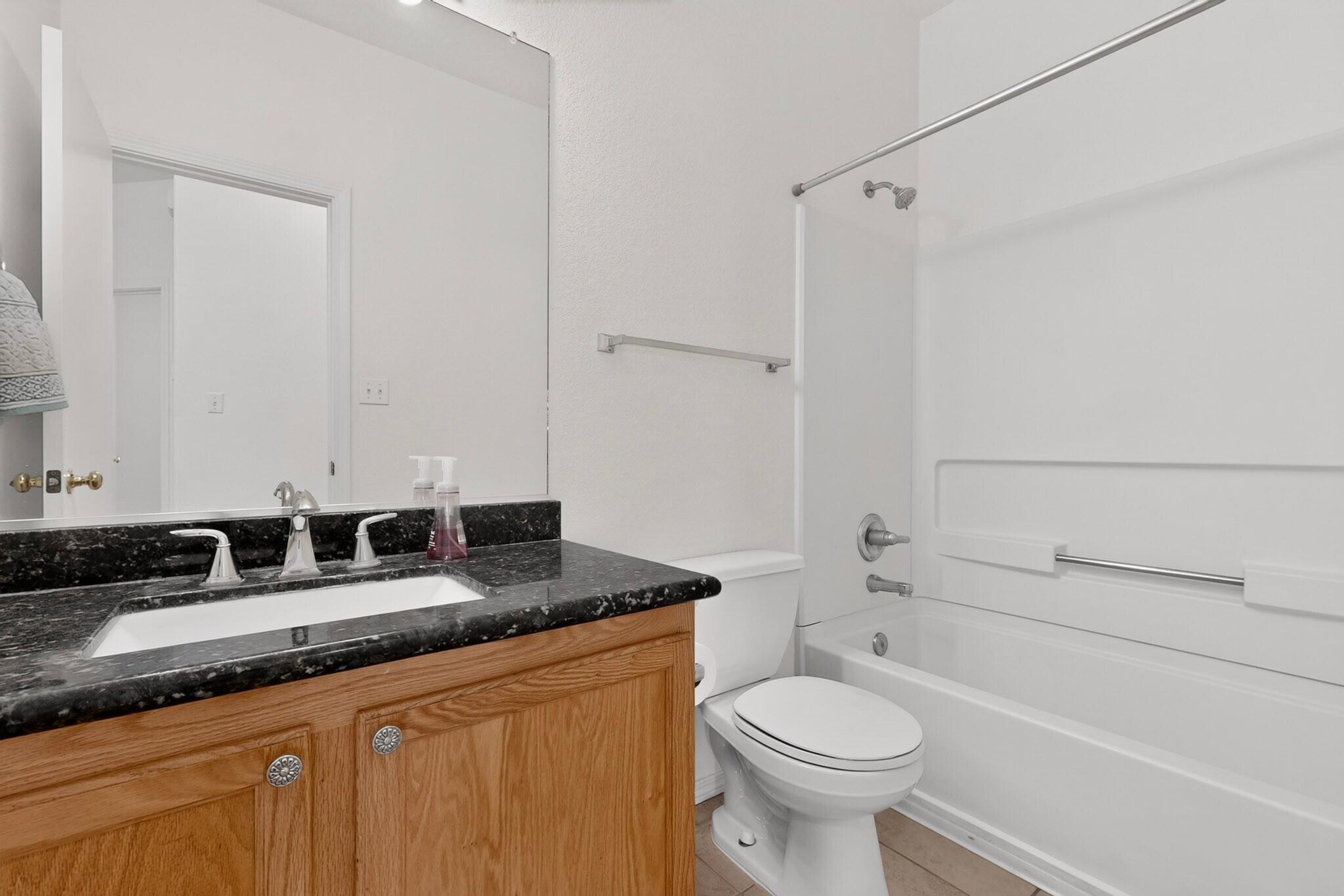 Photo 14 — 1415 Trail Wind Road NE