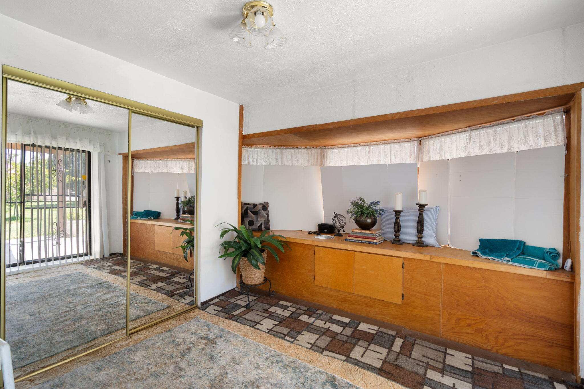 Photo 18 — 1629 Severo Road SW
