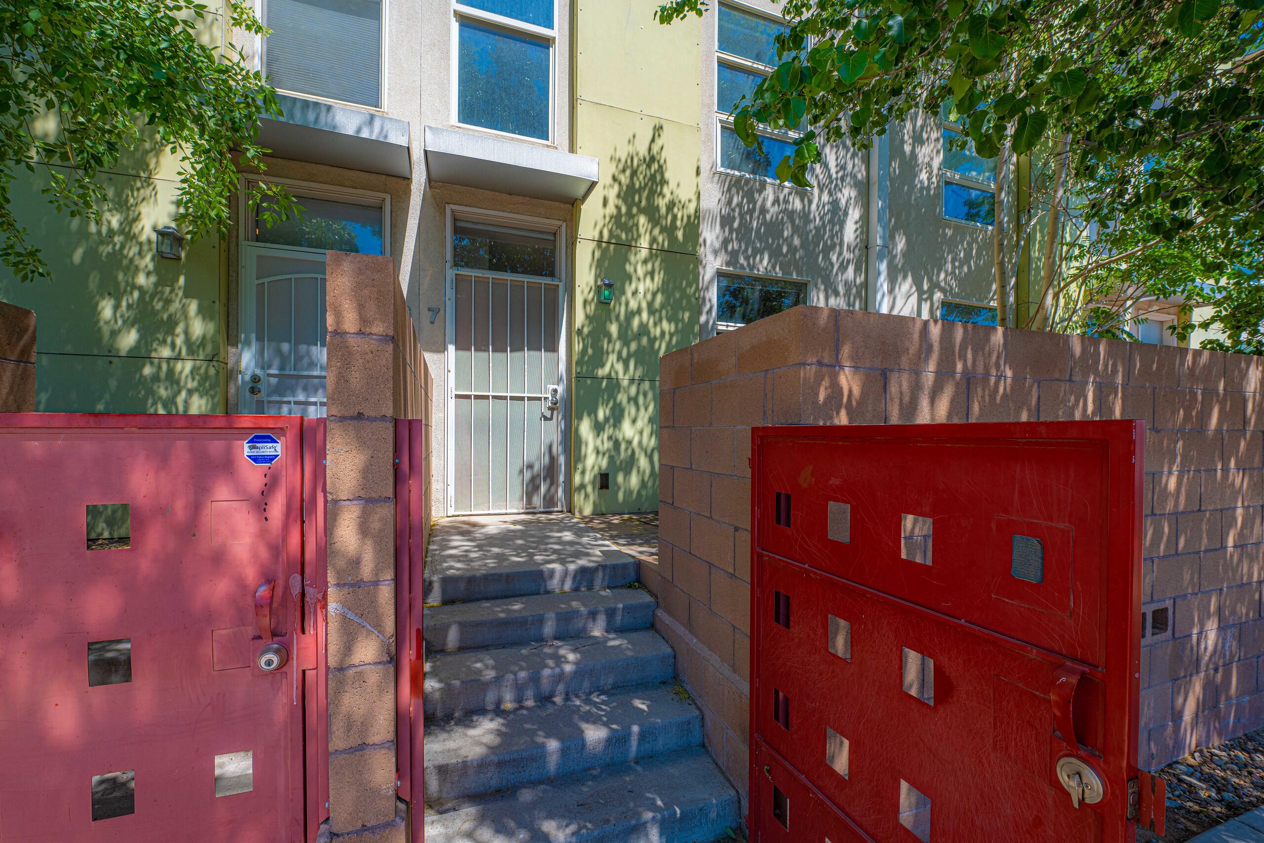 702 Broadway Boulevard SE APT 7