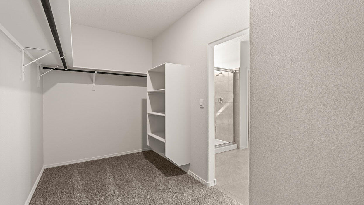 Photo 4 — 2453 Eglisfield Loop NE