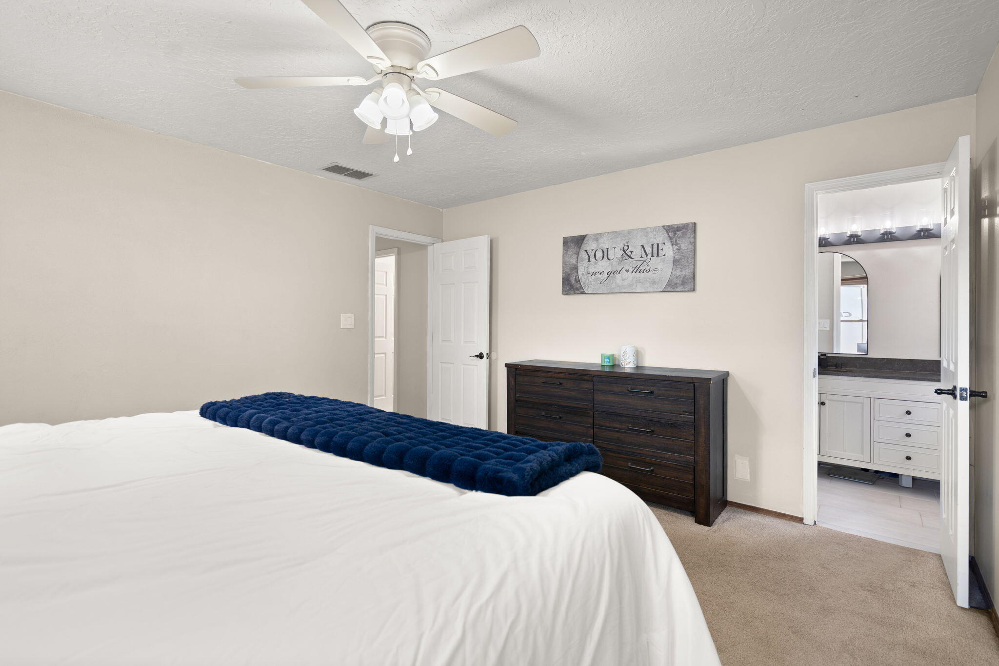Photo 9 — 5208 Russell Drive NW