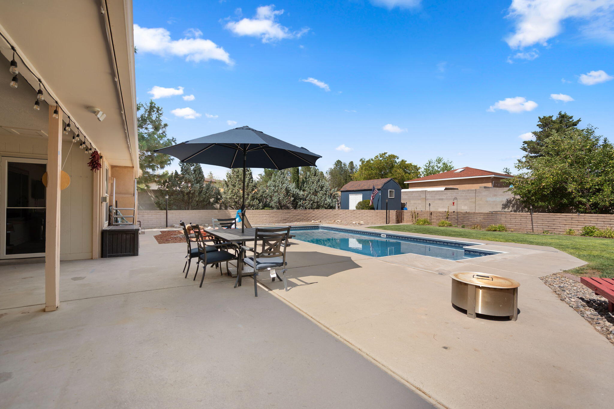 Photo 6 — 5208 Russell Drive NW