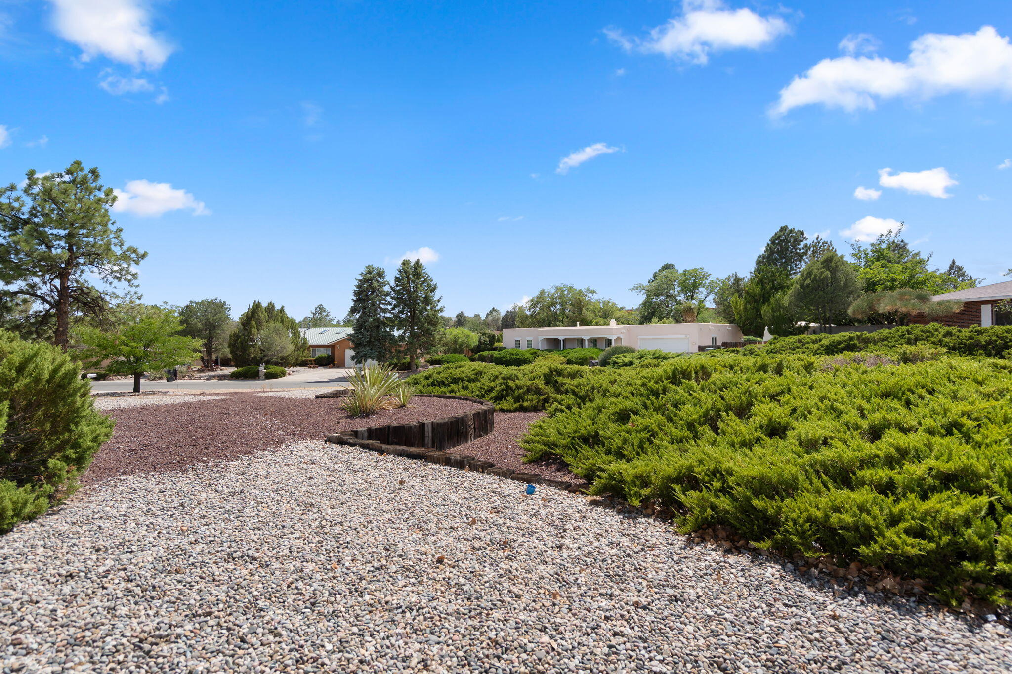 Photo 2 — 5208 Russell Drive NW