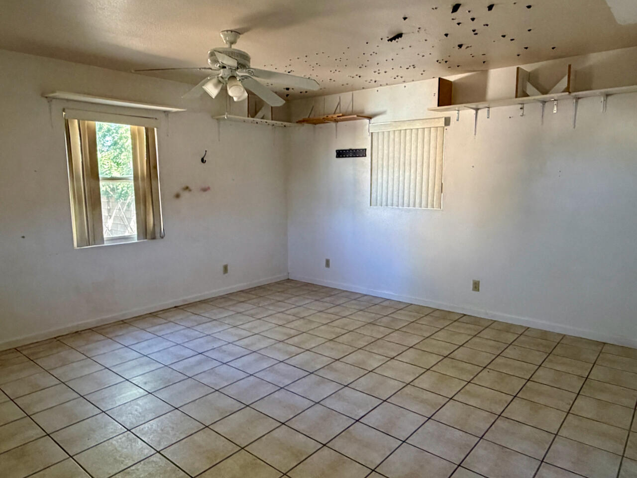 Photo 5 — 821 Ortiz Drive SE