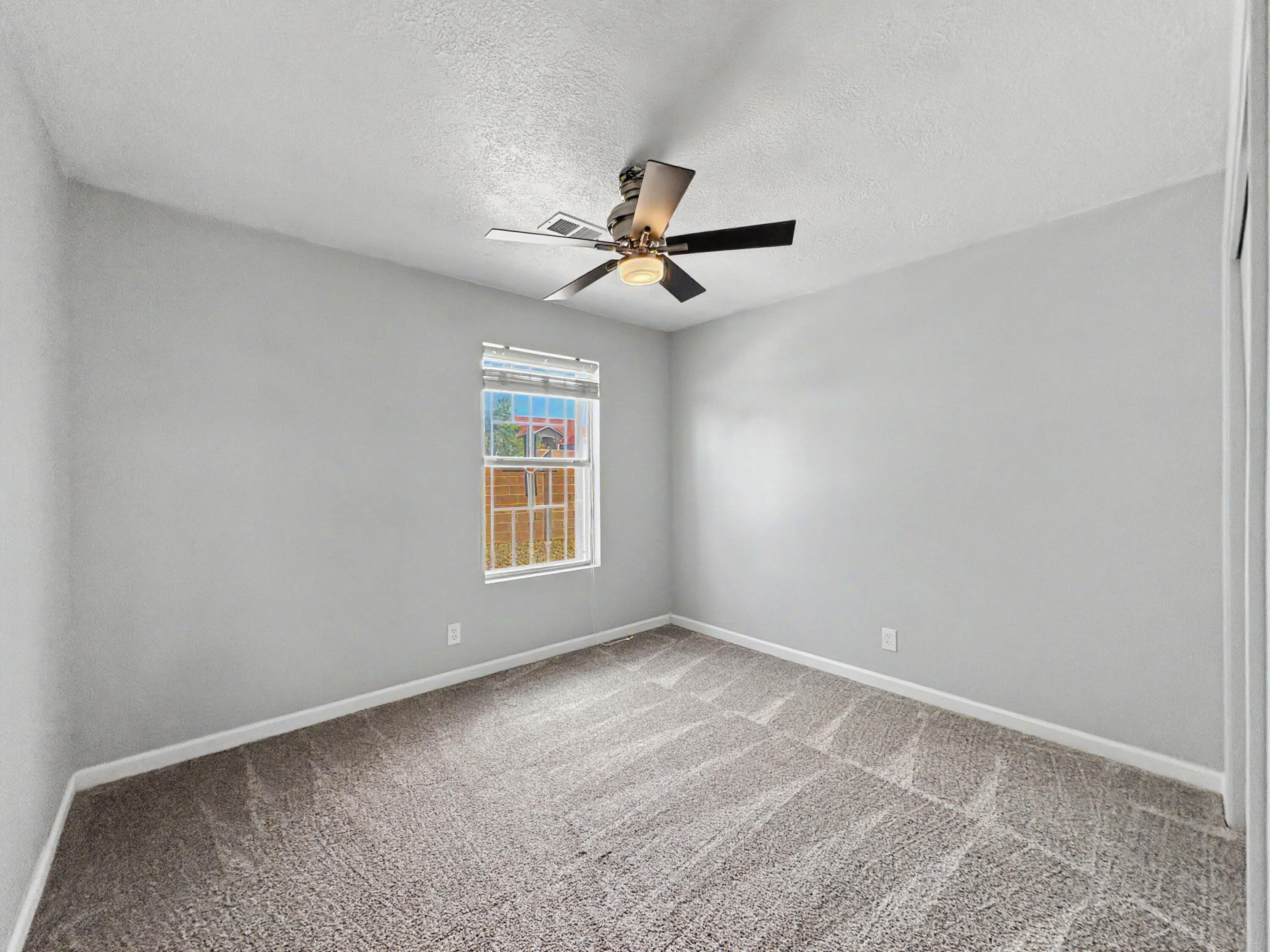 Photo 4 — 6750 Colorado Court NE