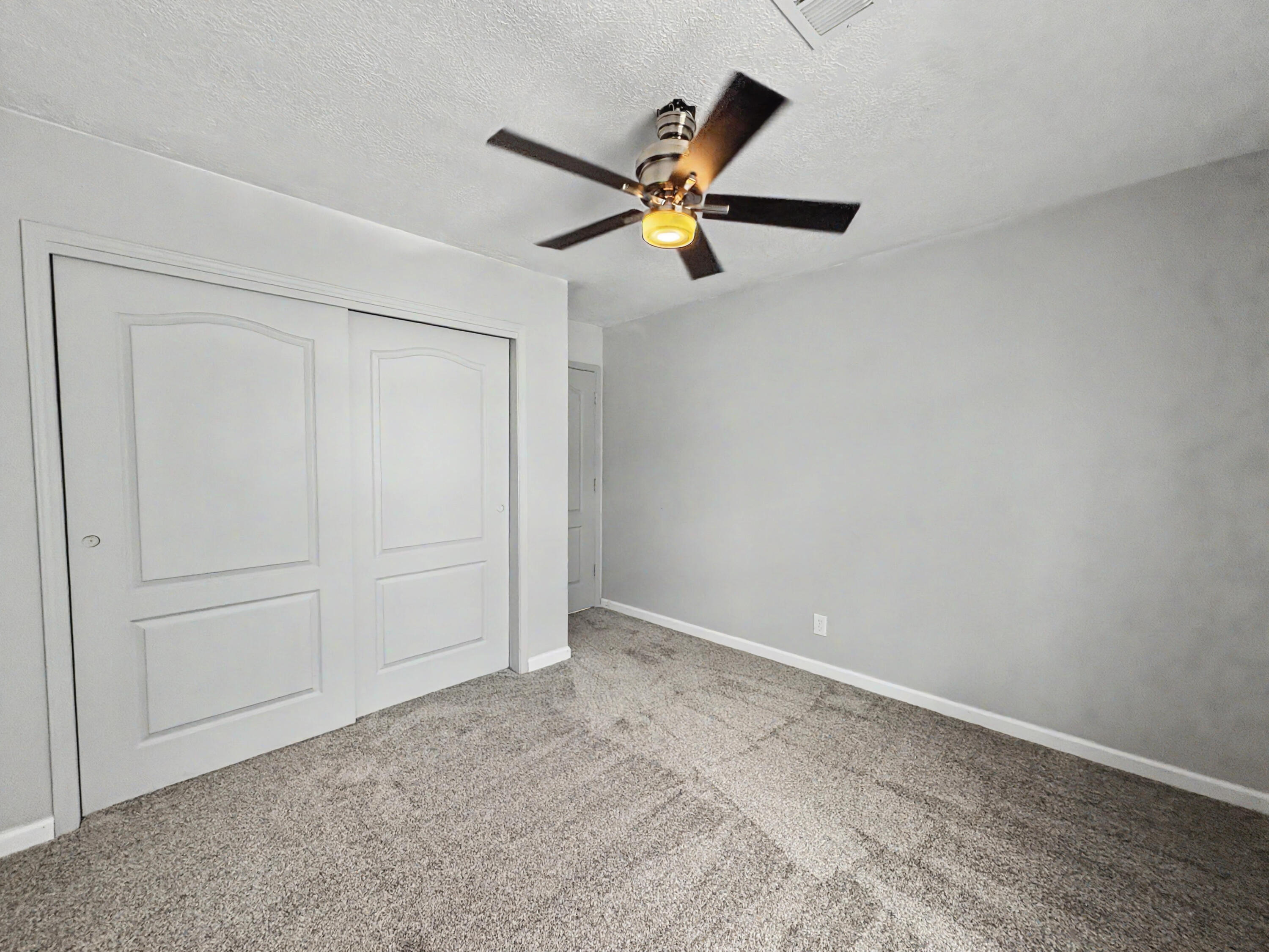 Photo 6 — 6750 Colorado Court NE