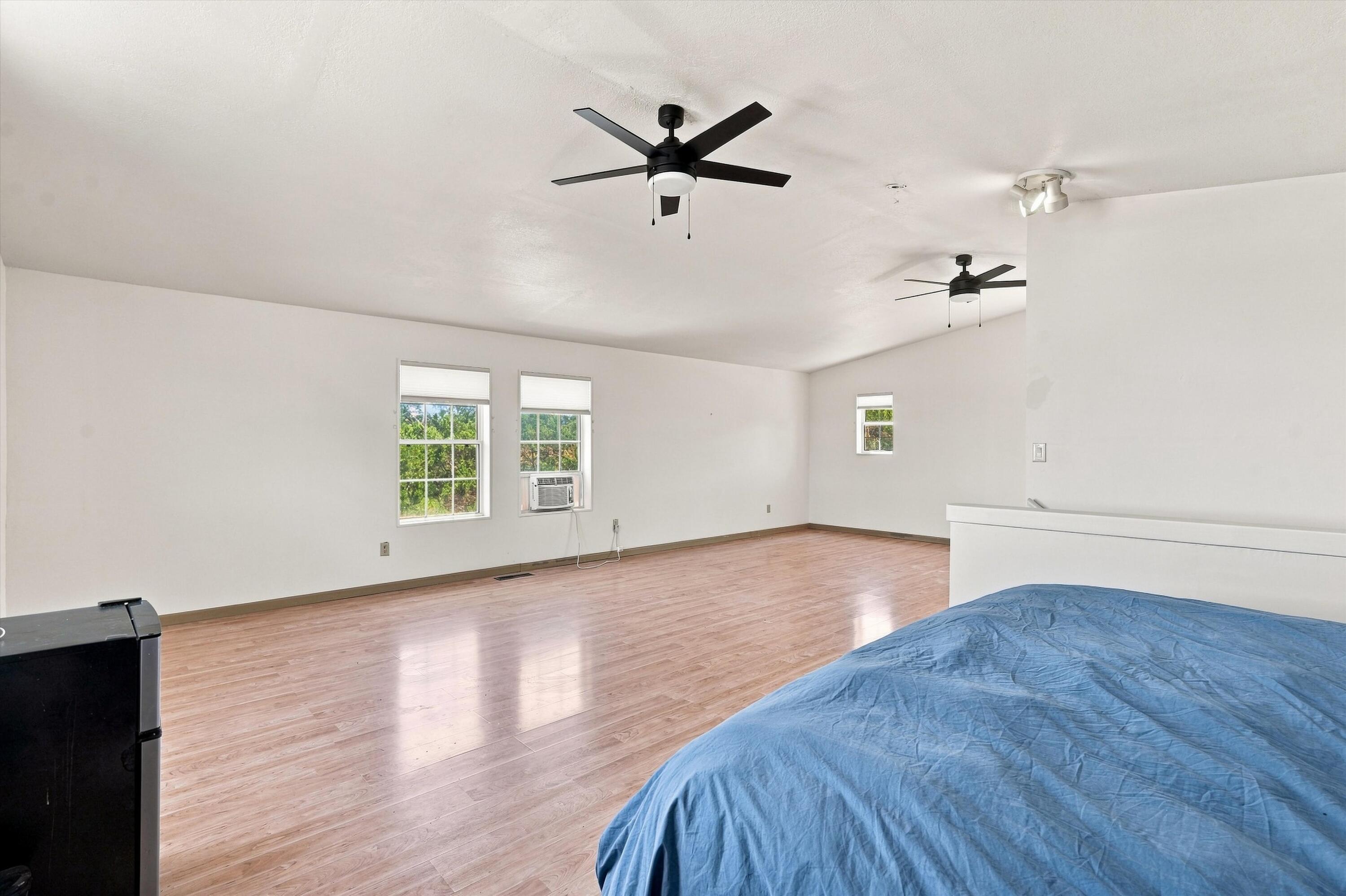 Photo 14 — 464 Sedillo Road