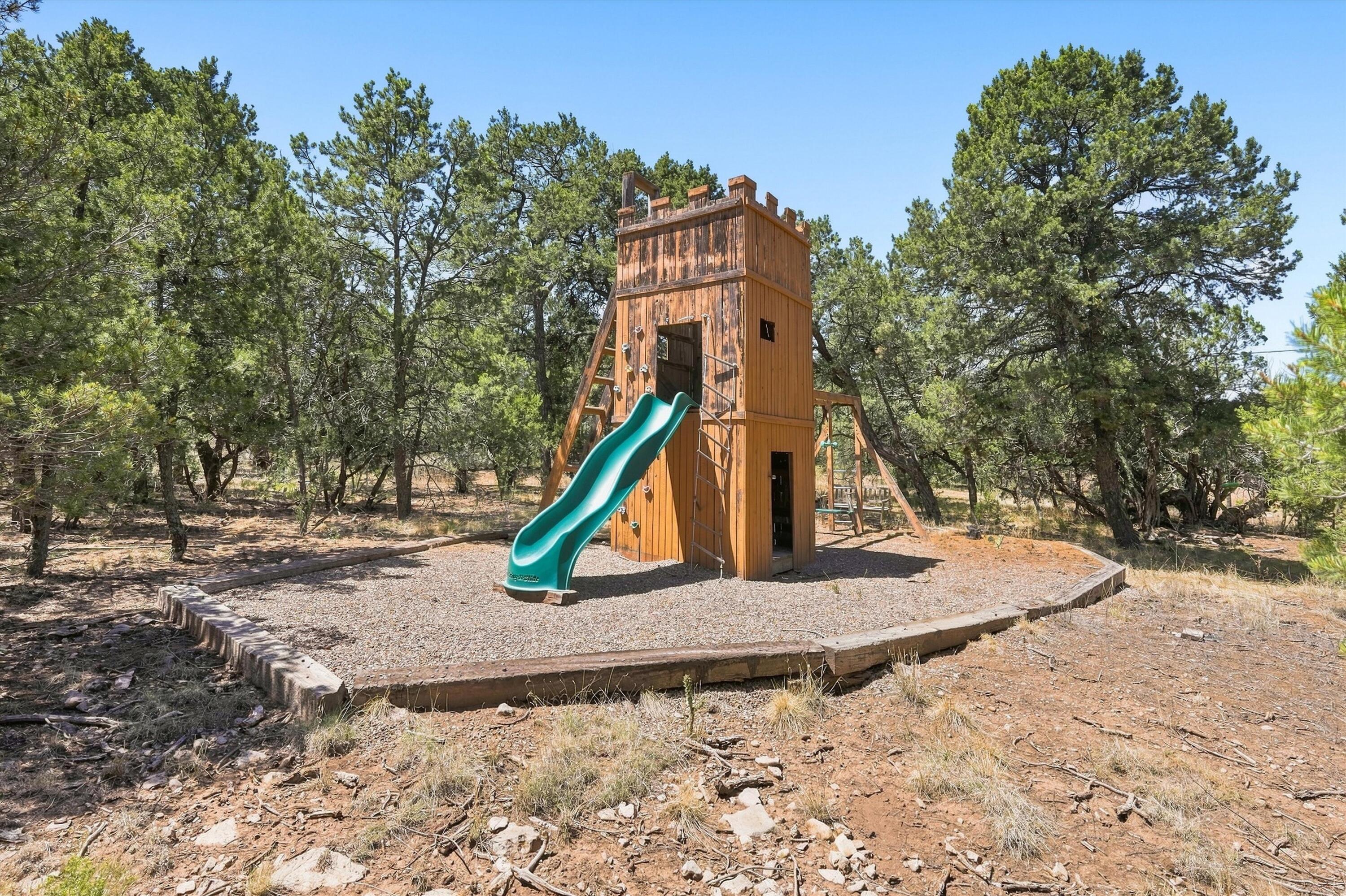 Photo 6 — 464 Sedillo Road