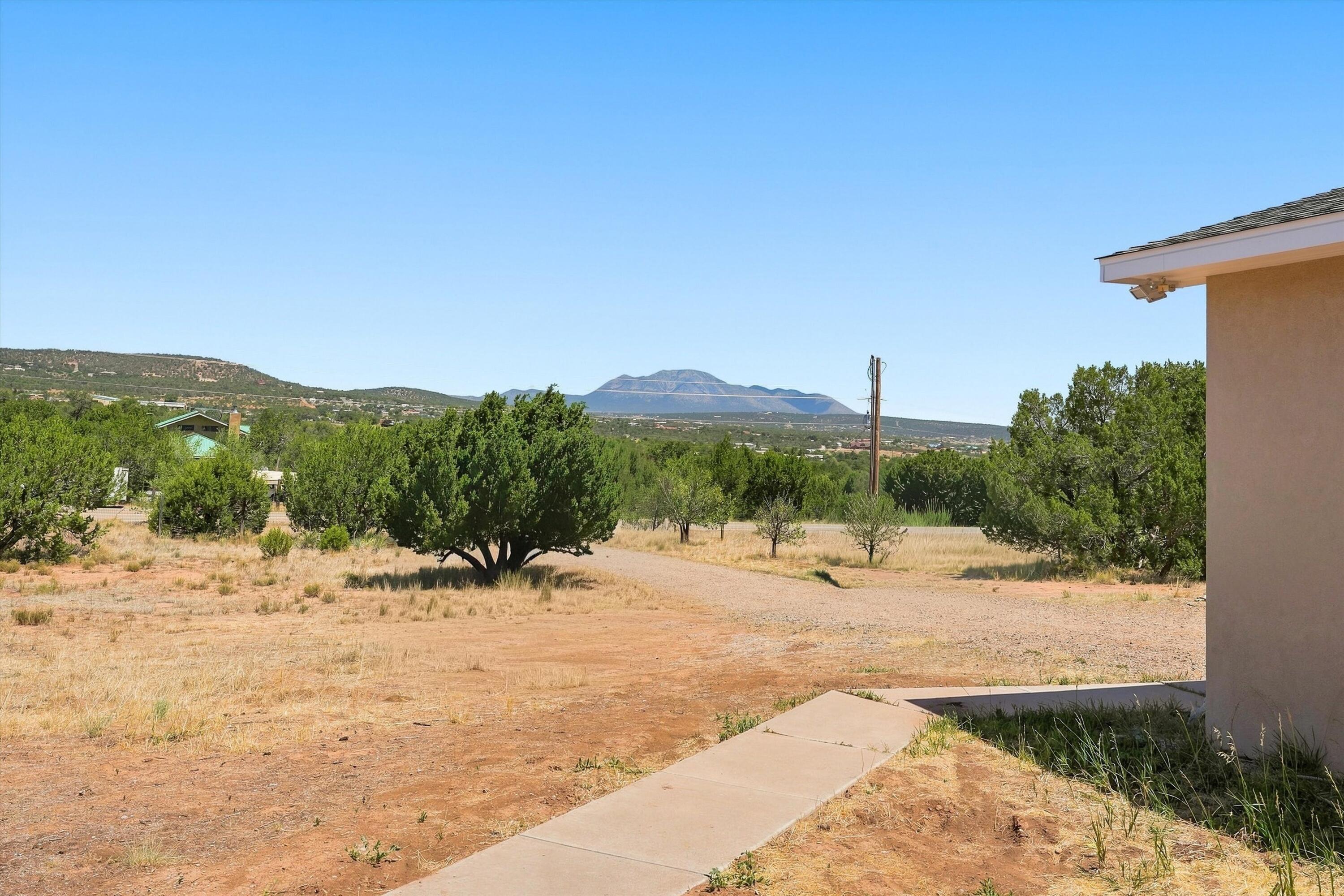 Photo 5 — 464 Sedillo Road