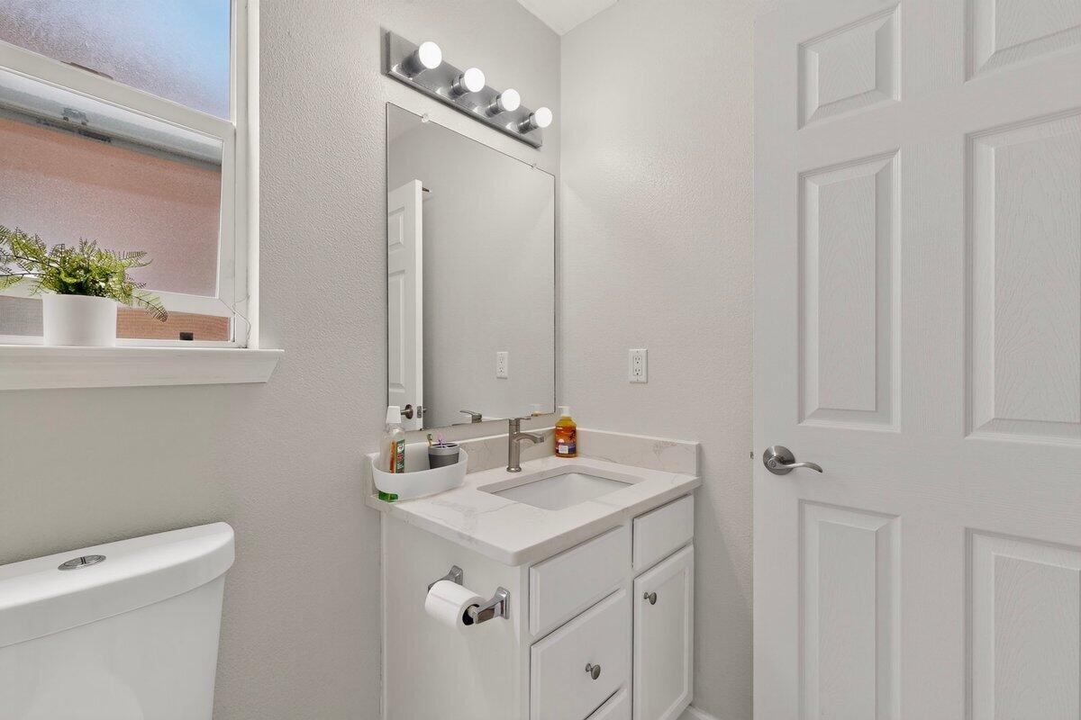 Photo 11 — 2304 Kafka Place NW