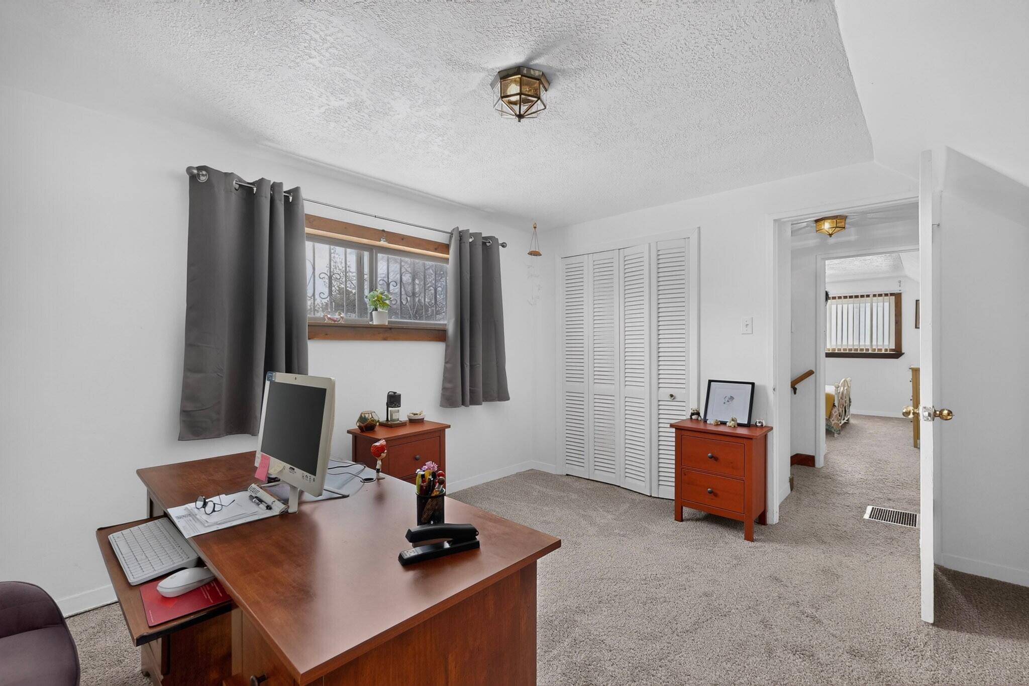 Photo 14 — 1805 Stanford Drive SE