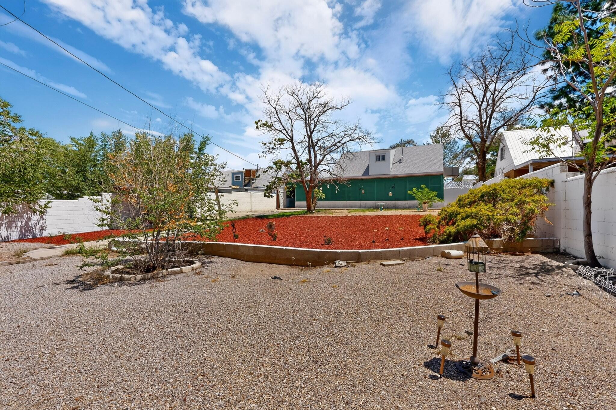 Photo 6 — 1805 Stanford Drive SE