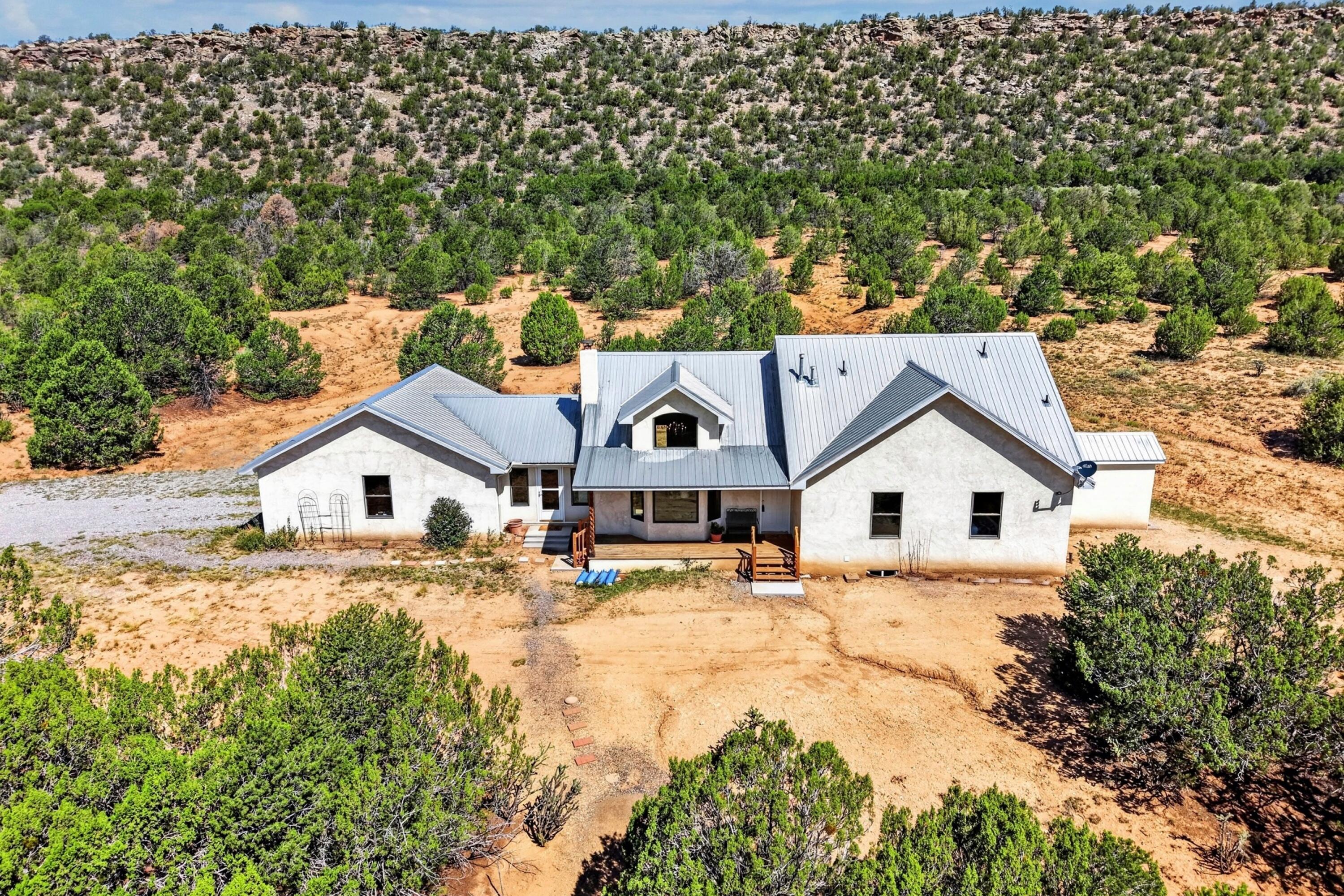 15 Hobart Road, Cedar Crest, NM 87008