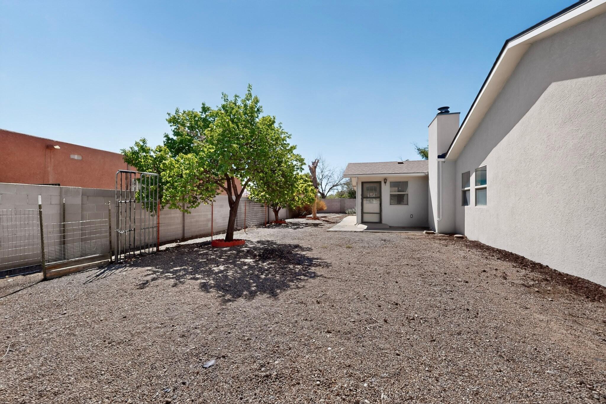 Photo 10 — 900 Peach Tree Road SE