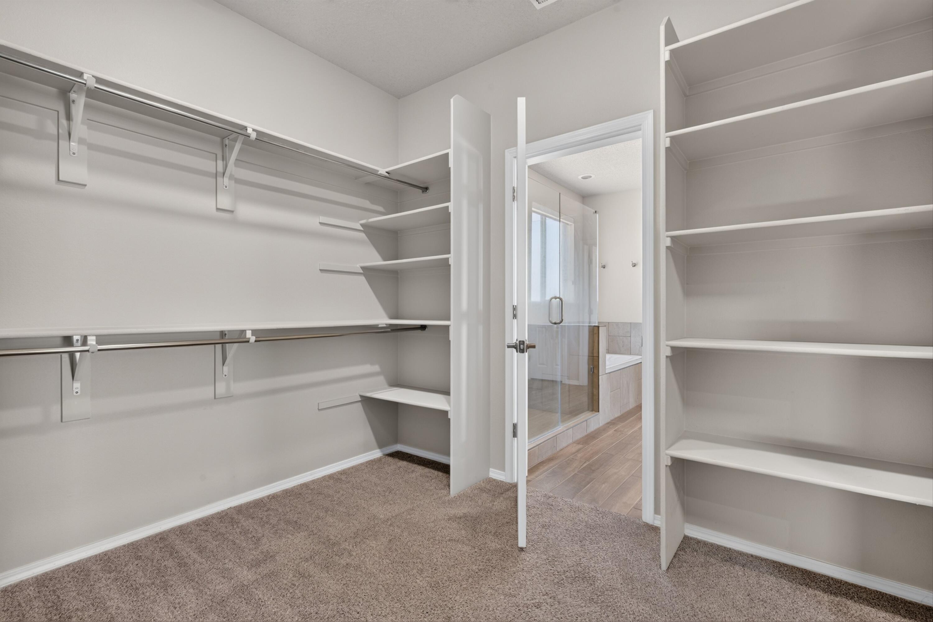Photo 18 — 2601 Mansart Court NE