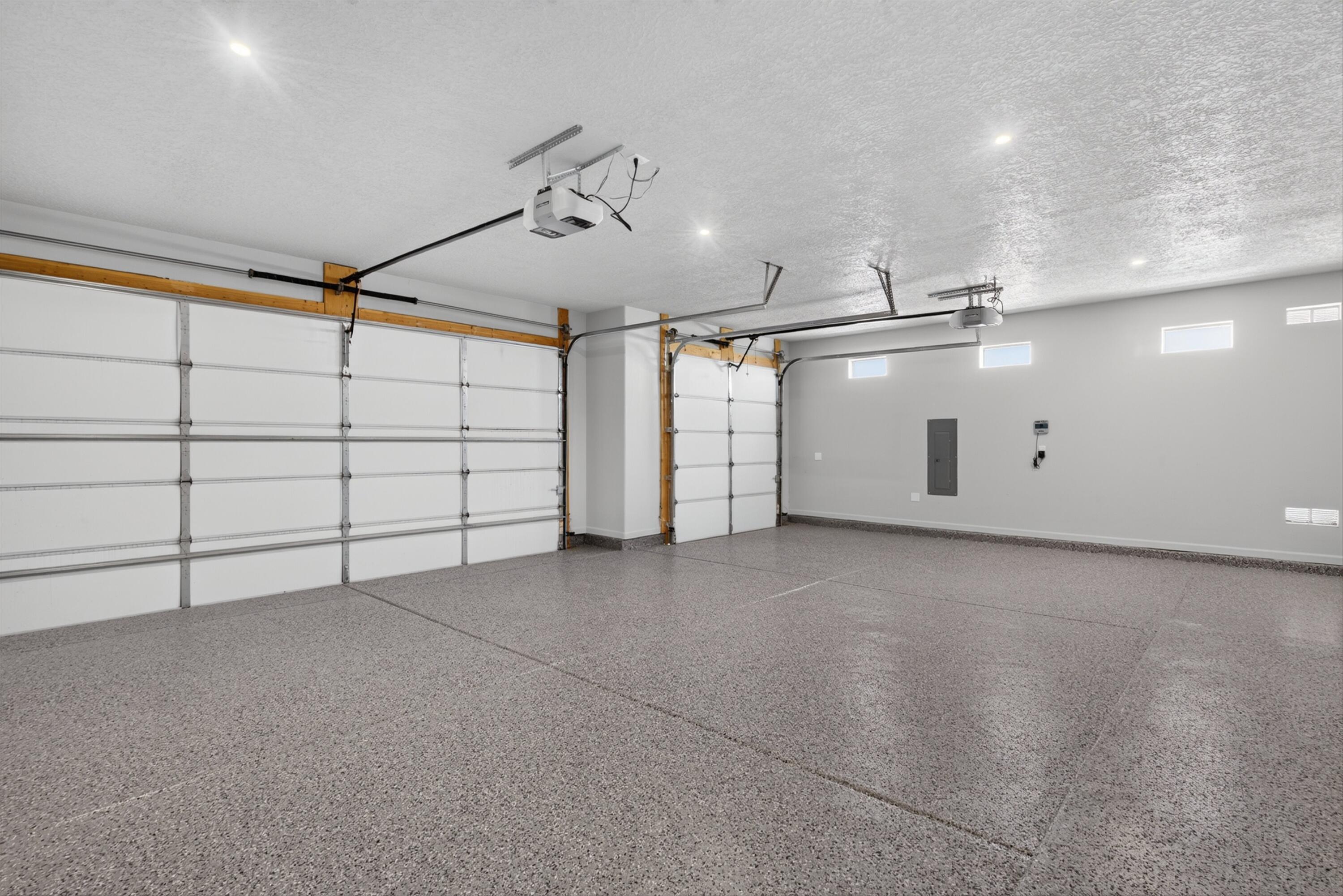 Photo 15 — 2601 Mansart Court NE