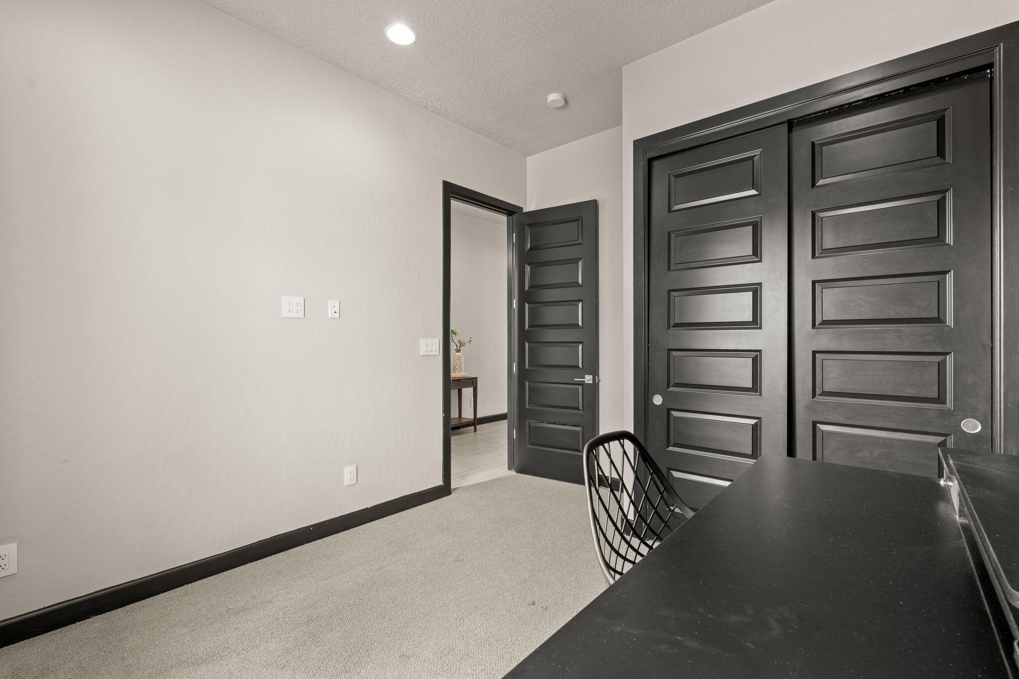 Photo 17 — 2416 Nugget Street SE