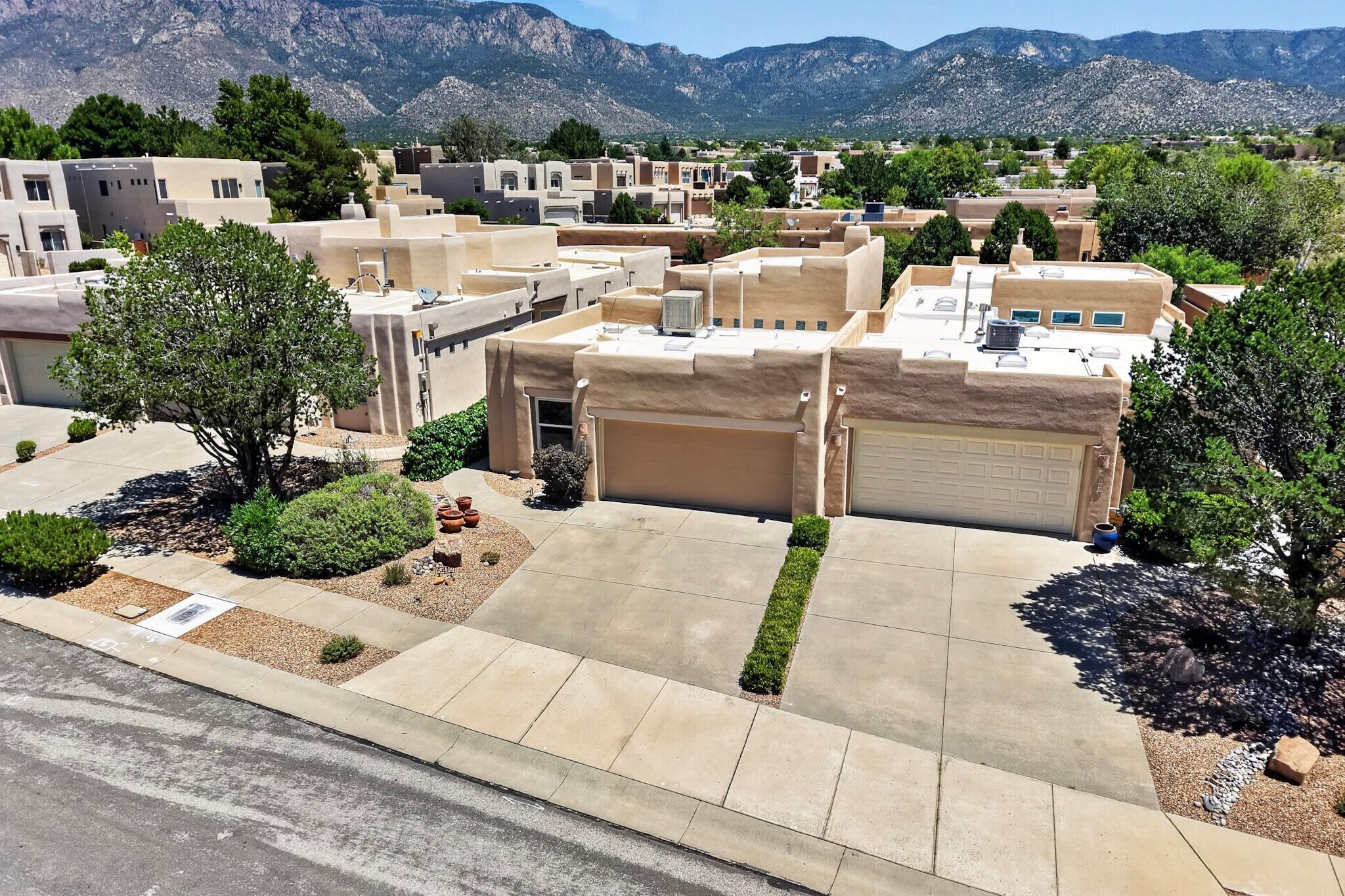 6412 Chaco Ridge Place NE, Albuquerque, NM 87111