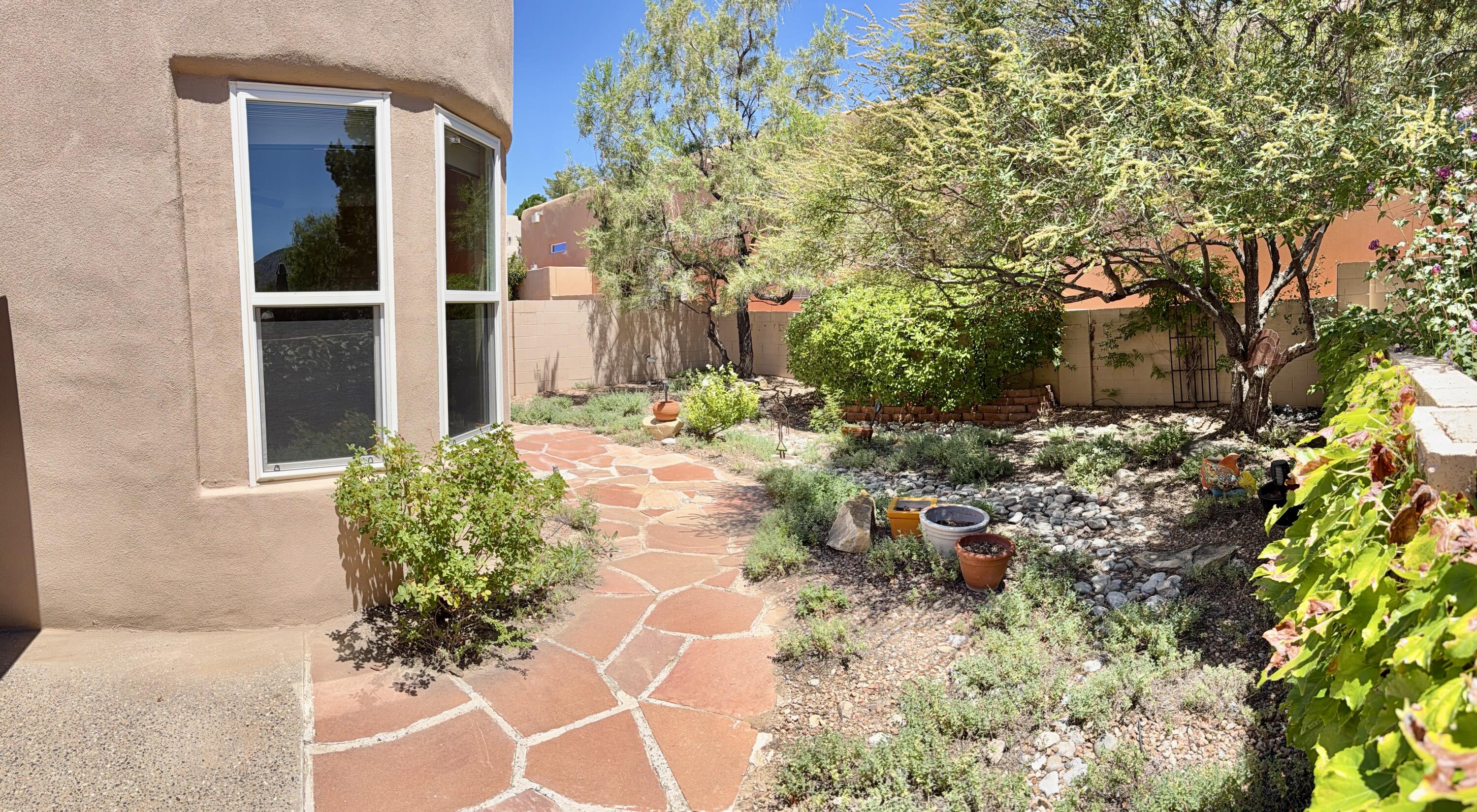 Photo 18 — 6412 Chaco Ridge Place NE
