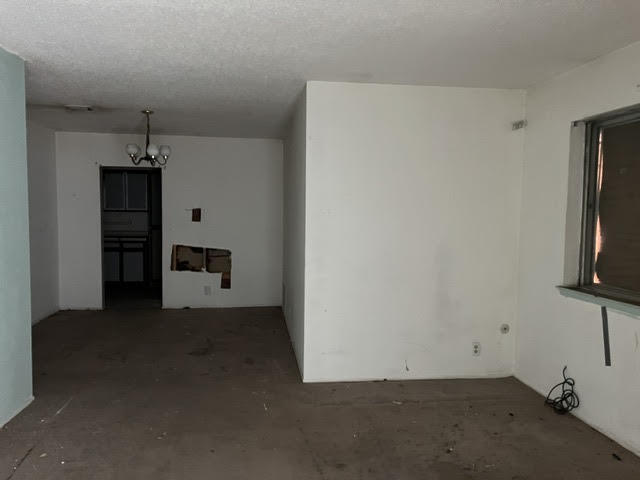 Photo 3 — 10004 Malaguena Lane NE