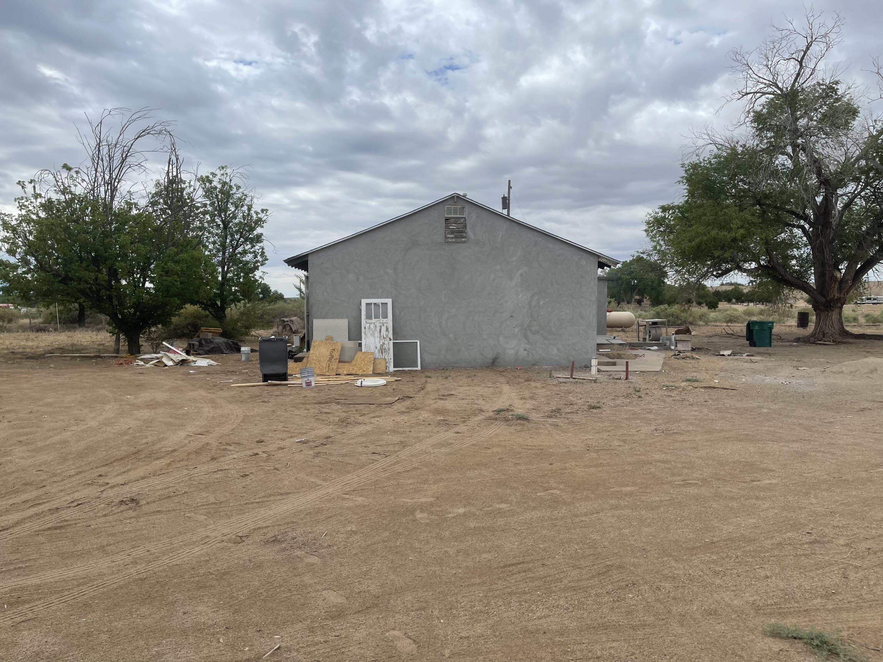 Photo 5 — 6225 Coors Boulevard SW